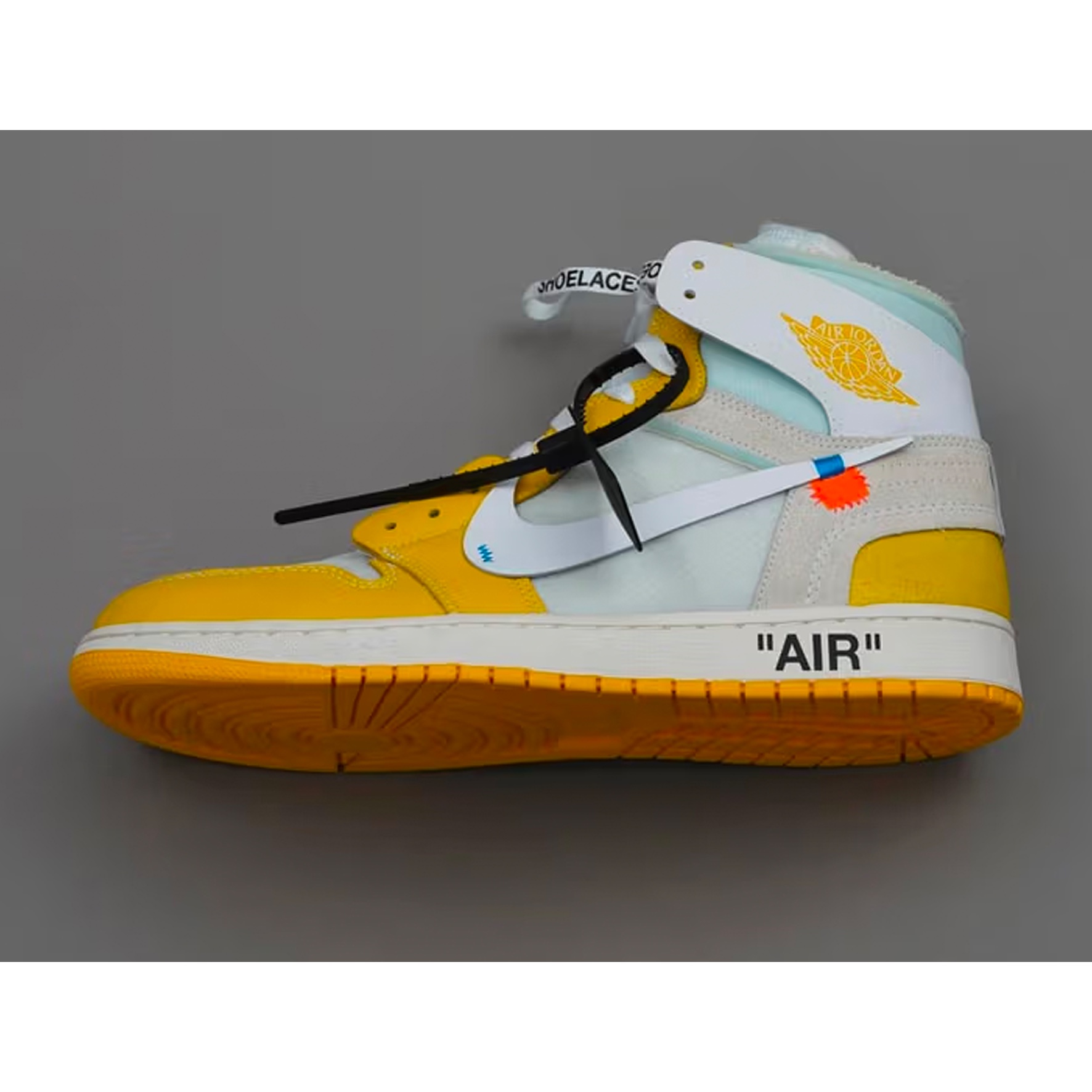 Jordan 1 x Off-White Retro High University Blue, Jordan 1 x Off-White Retro High White 착용 스타일 - 2