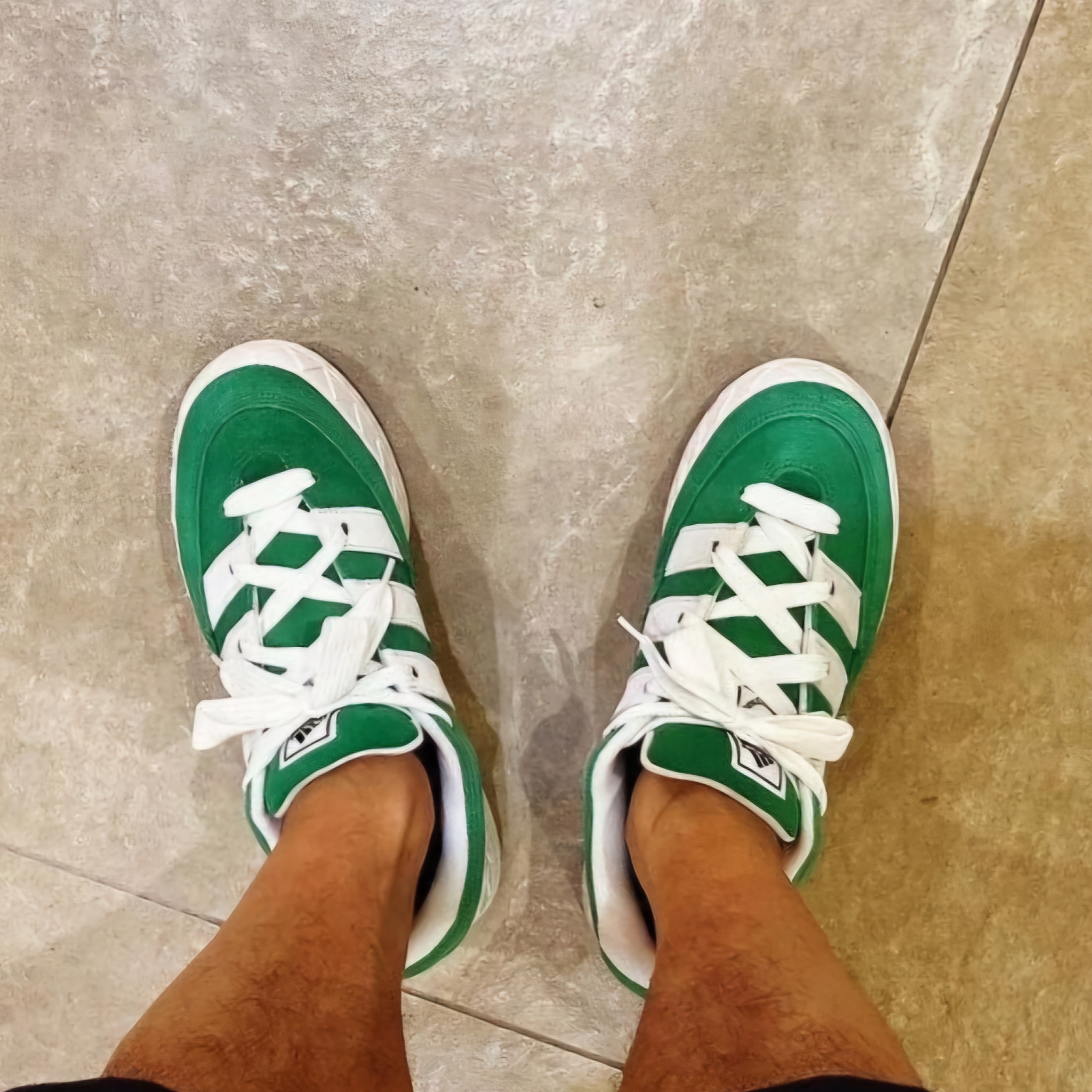 Adidas Adimatic Green 착용 스타일