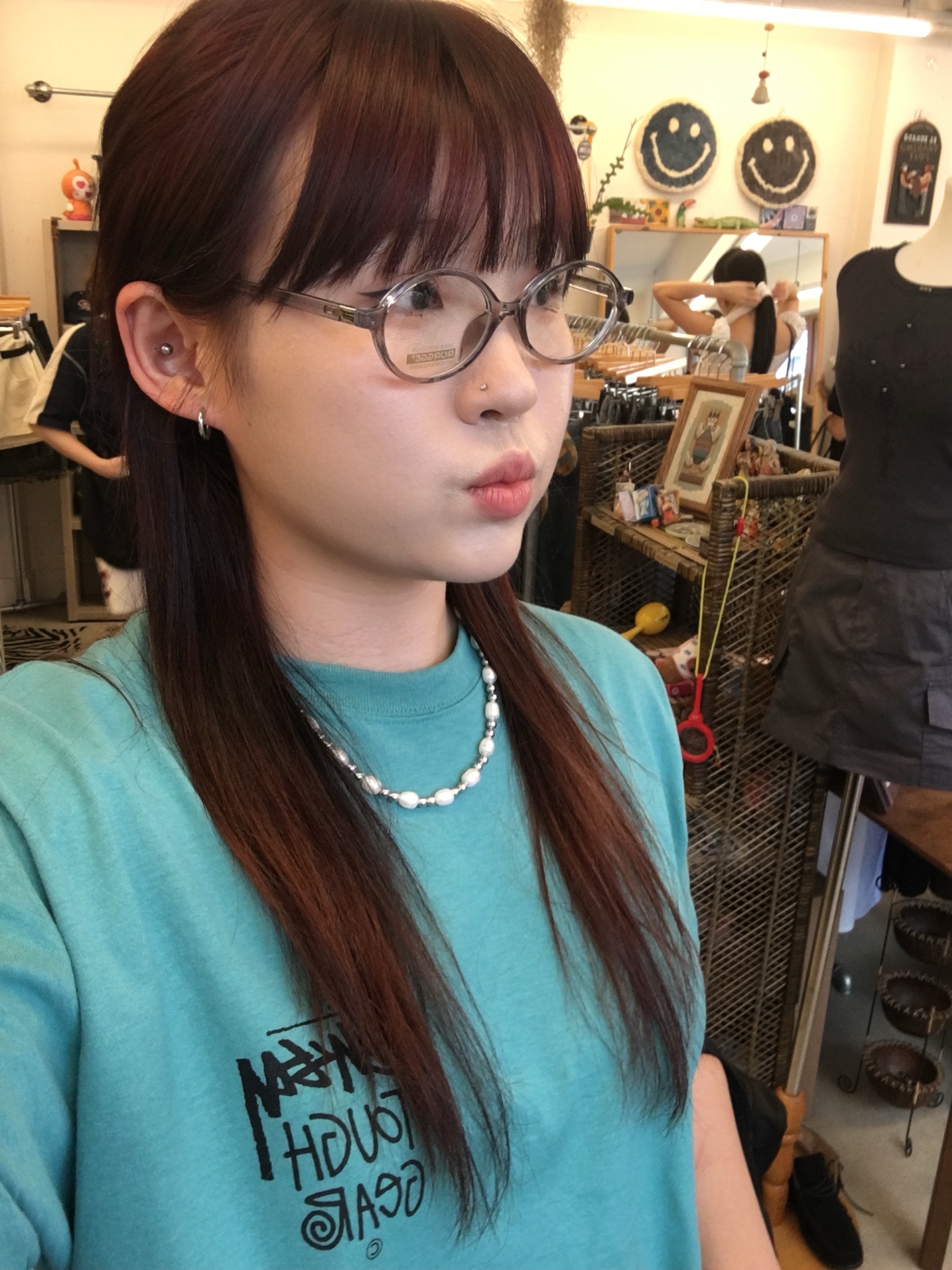 Stussy Tough Gear T-Shirt Ocean 착용 스타일 - 4
