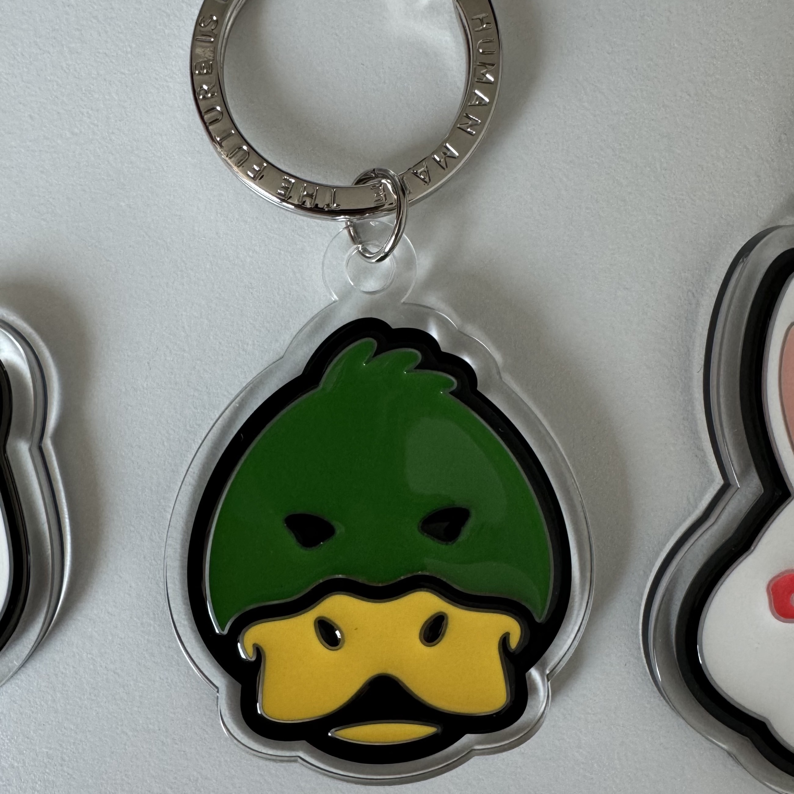 Human Made Acrylic Animal Keyring Yellow, Human Made Acrylic Animal Keyring White 착용 스타일 - 3