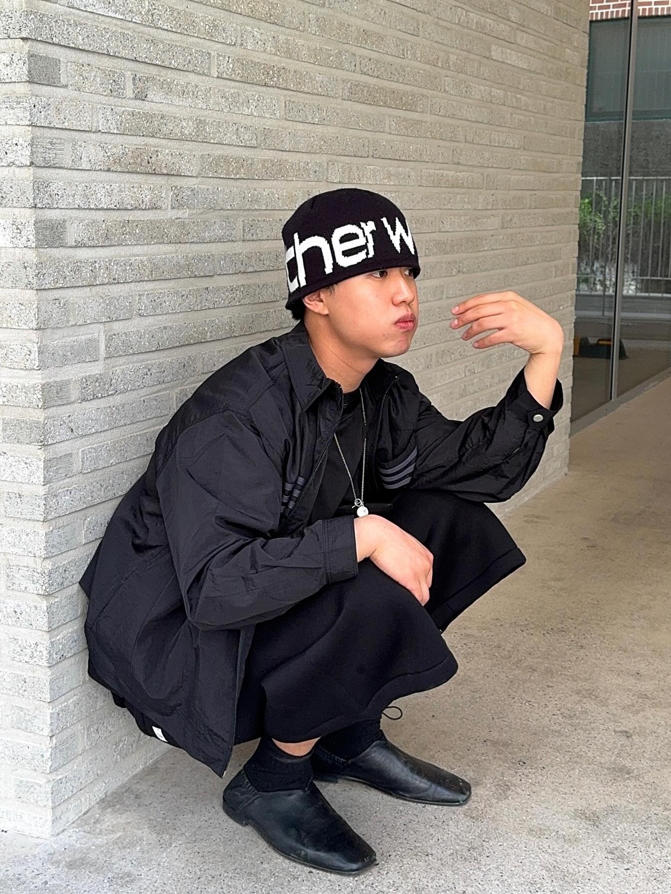 Netherworld Fish Eye Beanie Black 착용 스타일 - 1