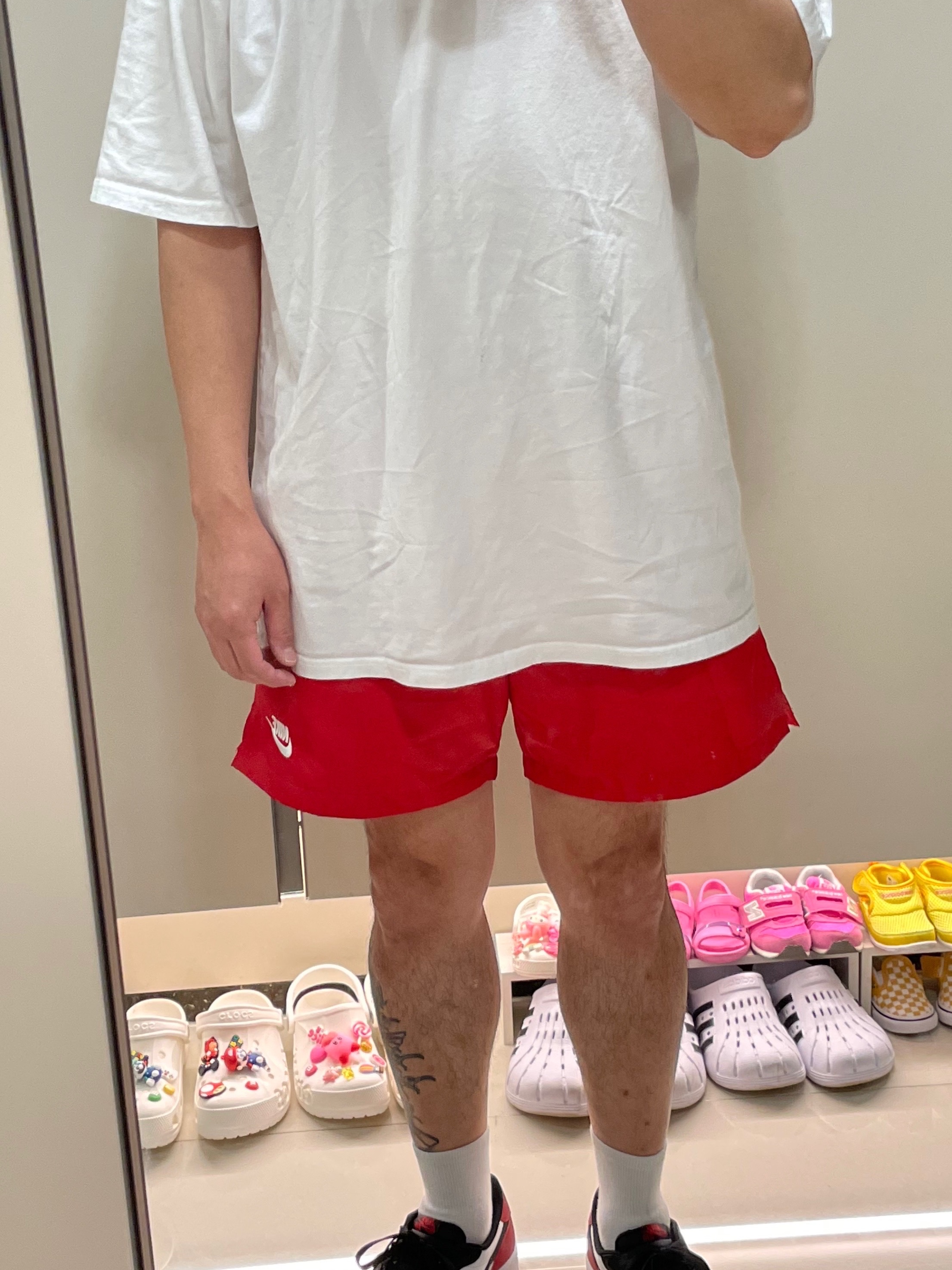 Jordan 1 Retro Low OG Black Toe 착용 스타일 - 3