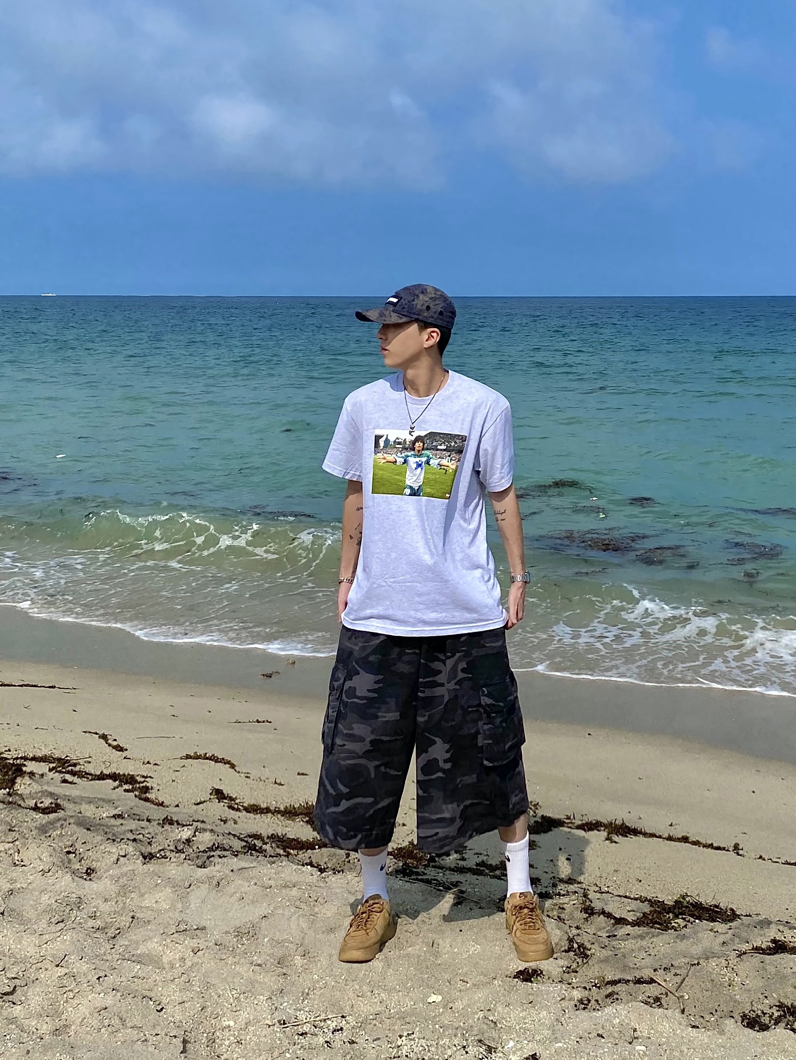 Supreme Maradona T-Shirt Ash Grey - 24SS, Supreme Military Camp Cap Black Prym1 Camo - 22SS 착용 스타일 - 1