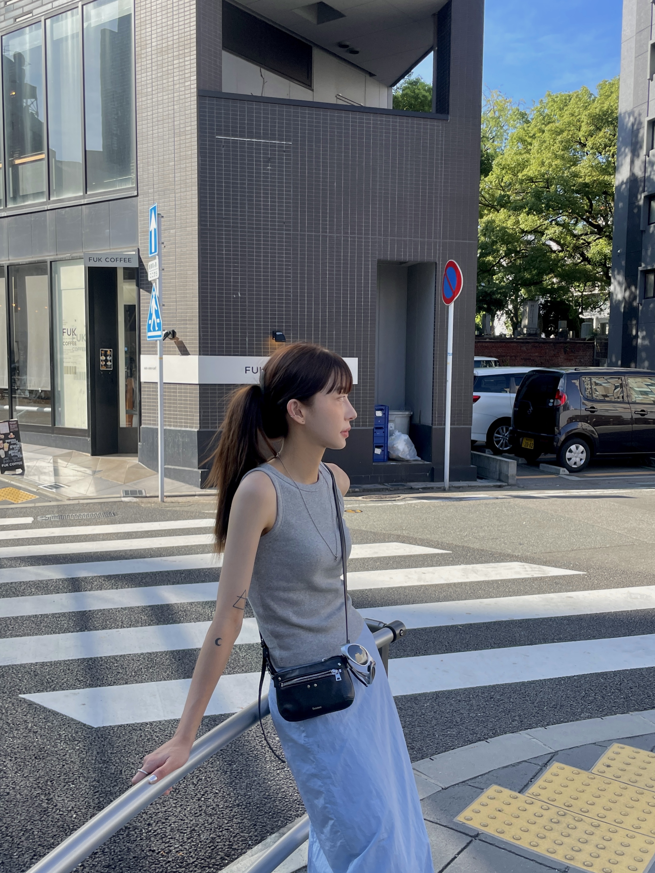 Asics x Kiko Kostadinov Gel-Quantum Zientzia White Blue, Oakley Eye Jacket Redux Silver Frame Prizm Black Polarized Lenses High Bridge Fit 착용 스타일 - 2