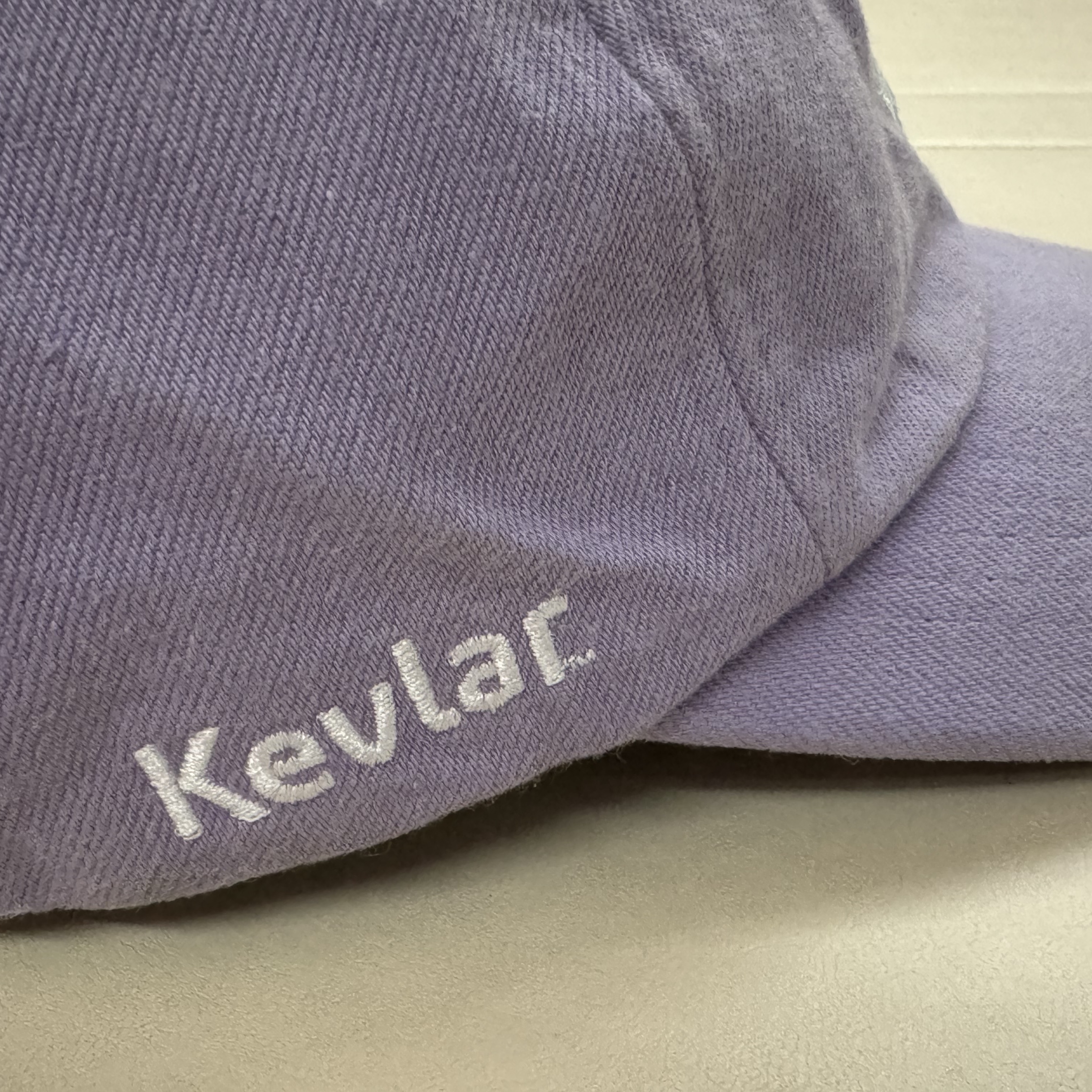 Supreme Kevlar Denim S Logo 6-Panel Light Purple - 22SS 착용 스타일 - 2