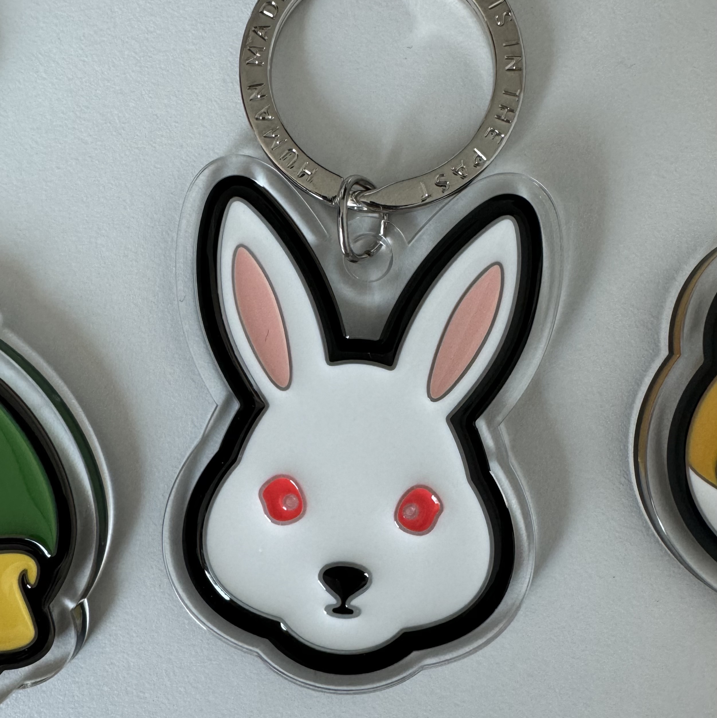 Human Made Acrylic Animal Keyring Yellow, Human Made Acrylic Animal Keyring White 착용 스타일 - 4