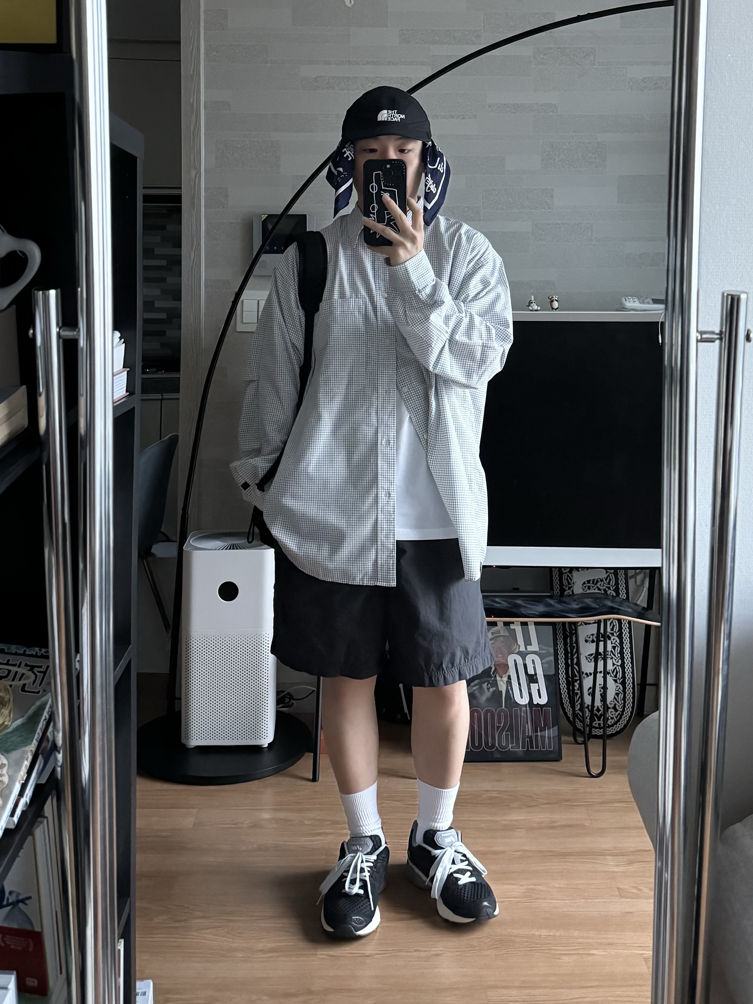 Asics x Ennoy Gel-Nimbus 9 Black Sheet Rock 착용 스타일 - 1
