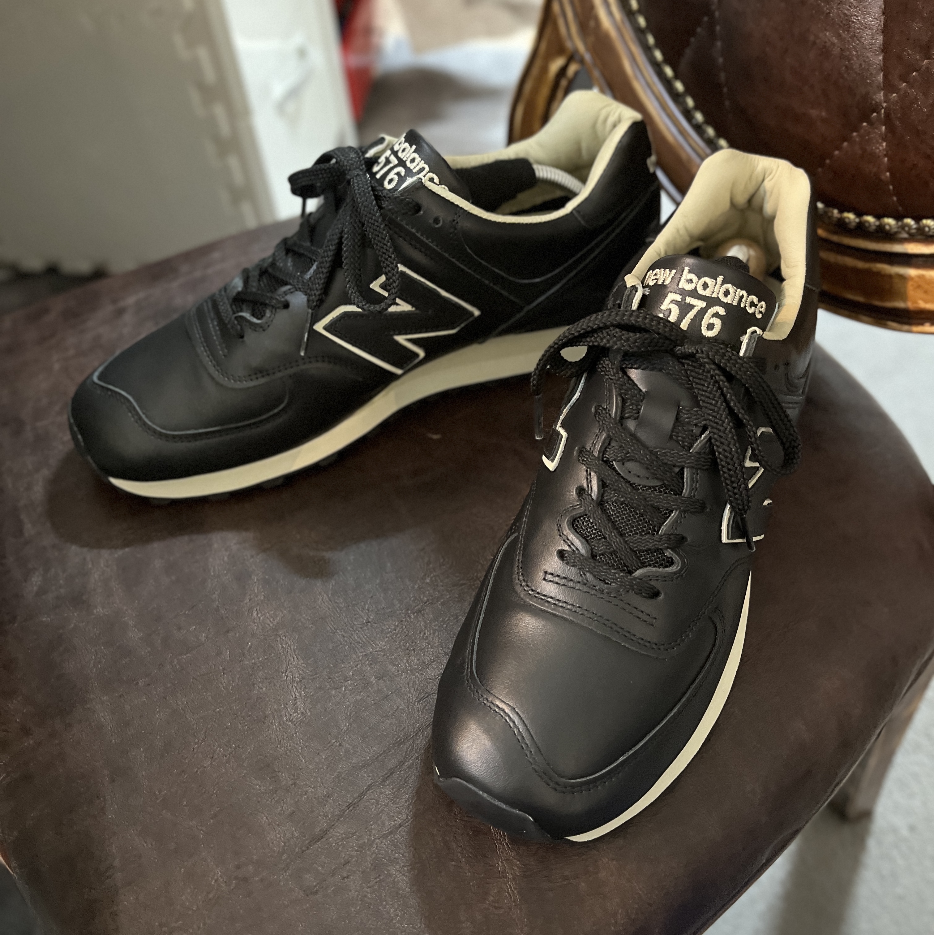 New Balance 576 Made in UK Black 착용 스타일