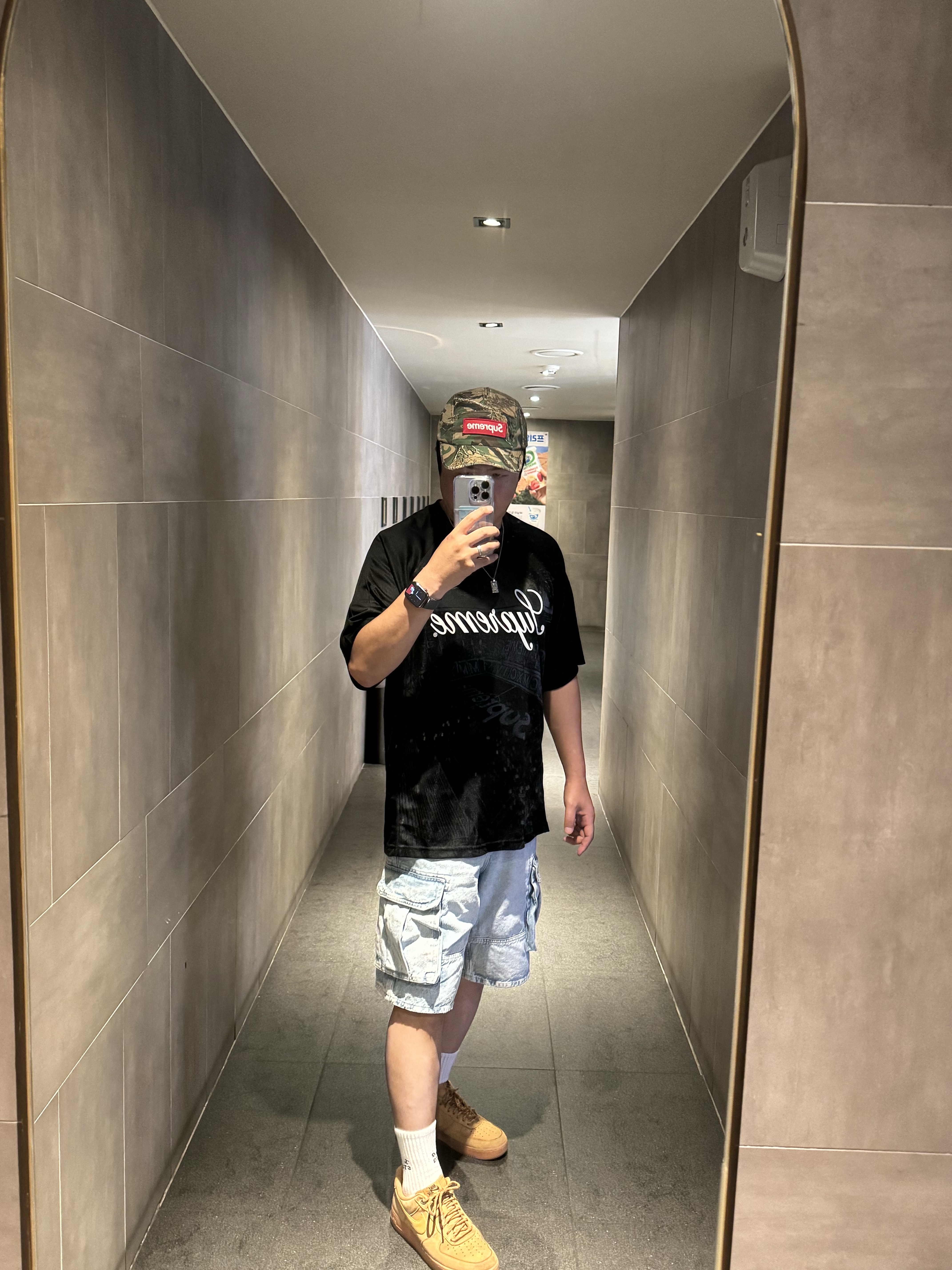 Zara Denim Cargo Bermuda Shorts Mid Blue, Supreme Jacquard Soccer Jersey Black - 24SS 착용 스타일 - 2