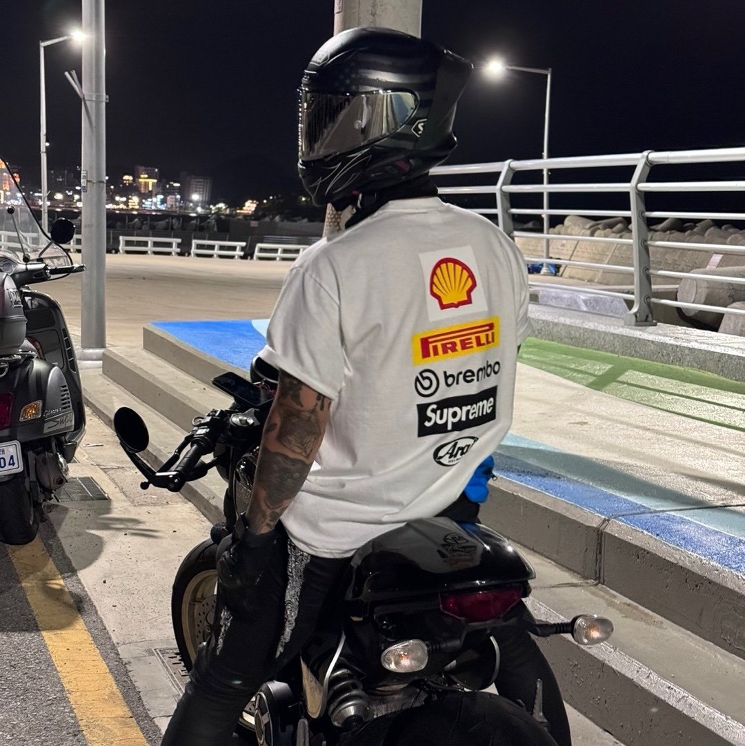 Supreme x Ducati Logos T-Shirt White - 24SS 착용 스타일 - 3