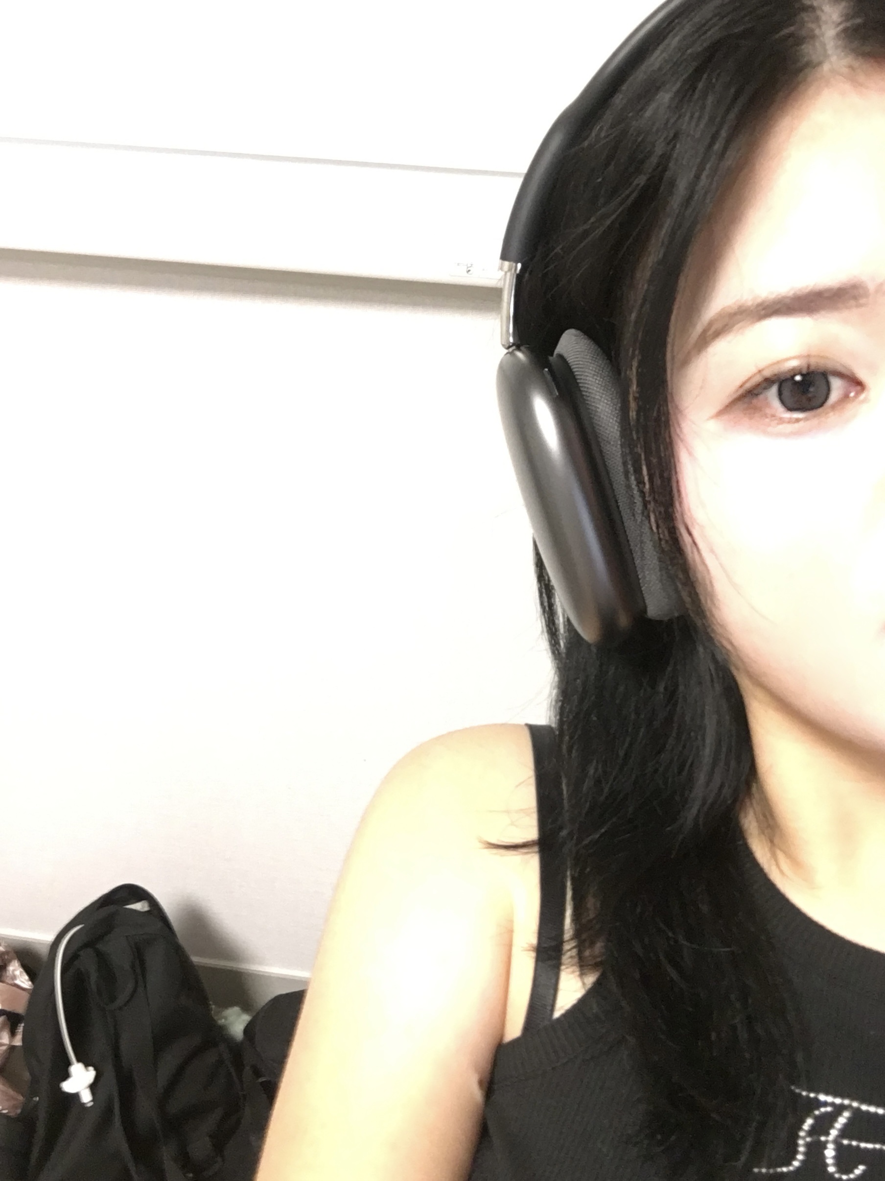 Apple AirPods Max Lightning Silver (Korean Ver.), Apple AirPods Max Lightning Space Gray (Korean Ver.) 착용 스타일 - 1