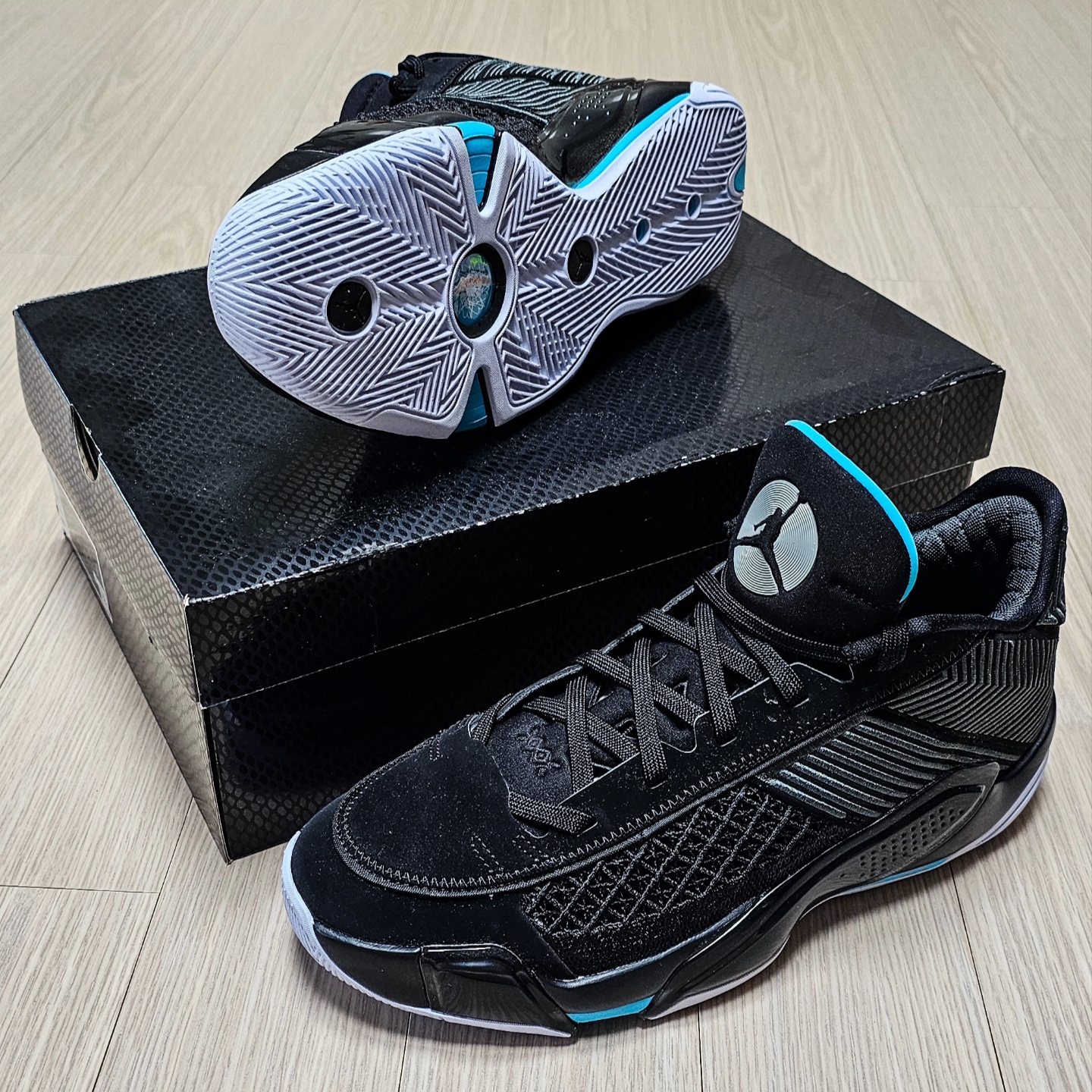 Jordan XXXVIII Low PF Black Anthracite 착용 스타일 - 5