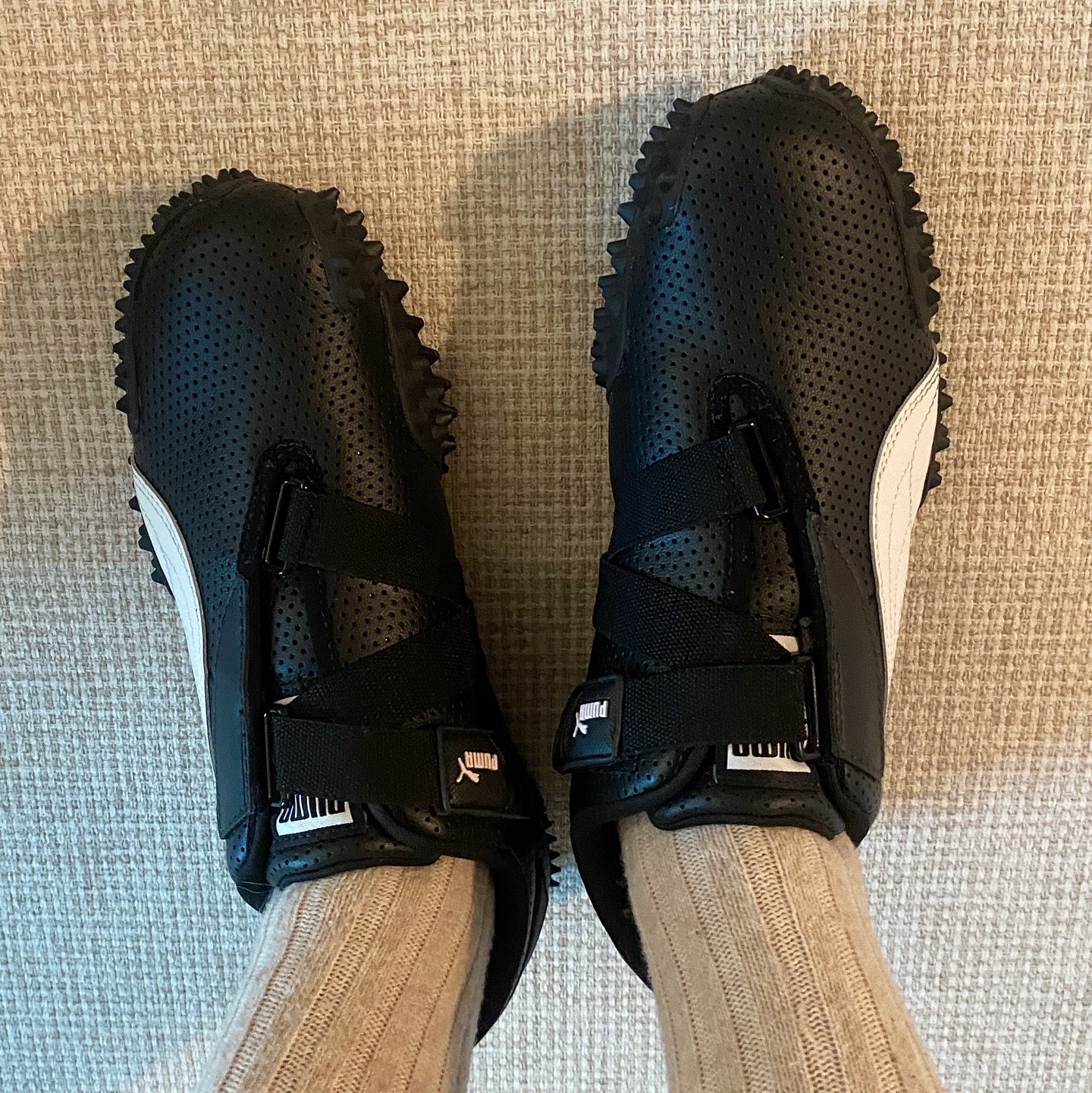 Puma Mostro Perf Puma Black Puma White 착용 스타일 - 2
