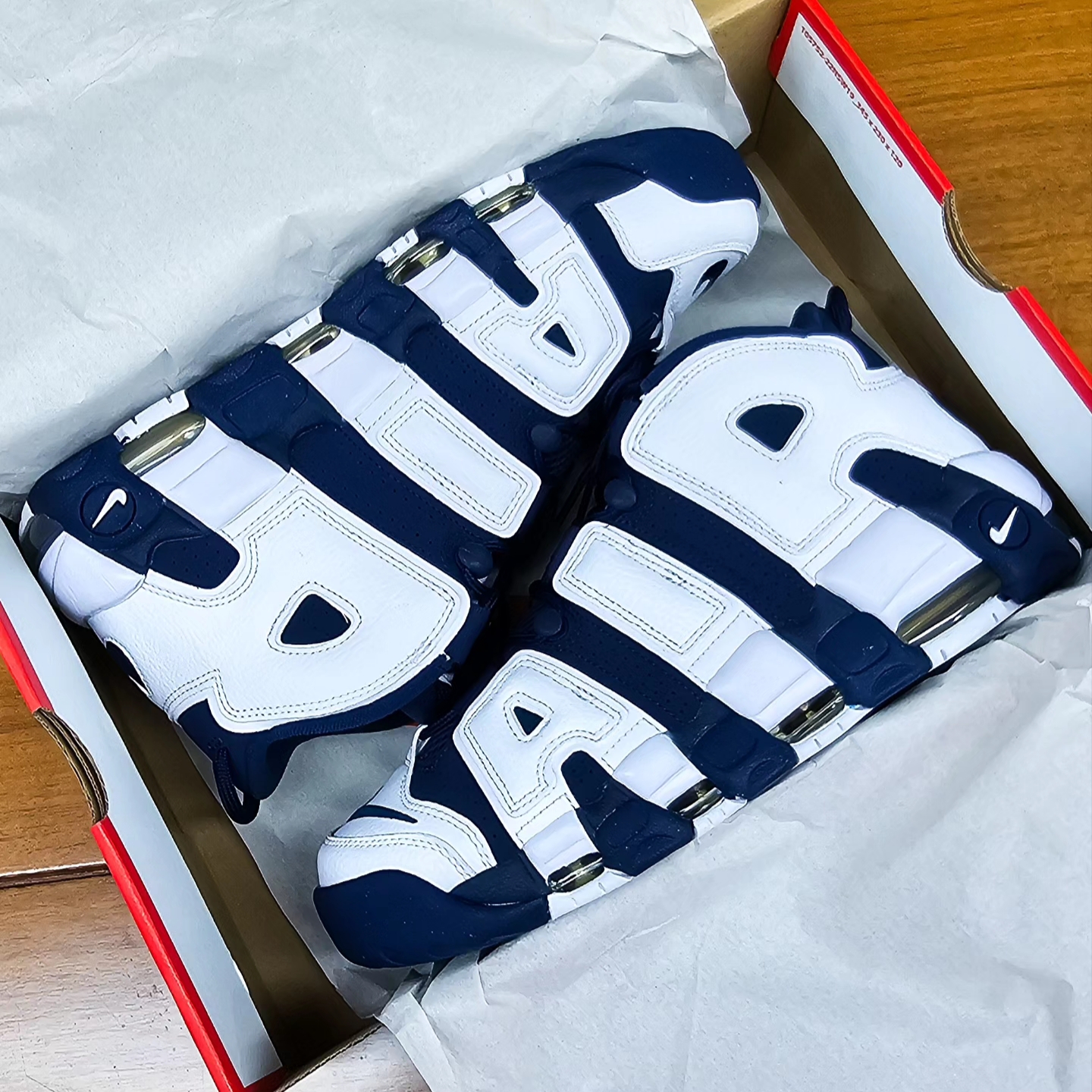 Nike Air More Uptempo Olympic 2020 착용 스타일 - 2