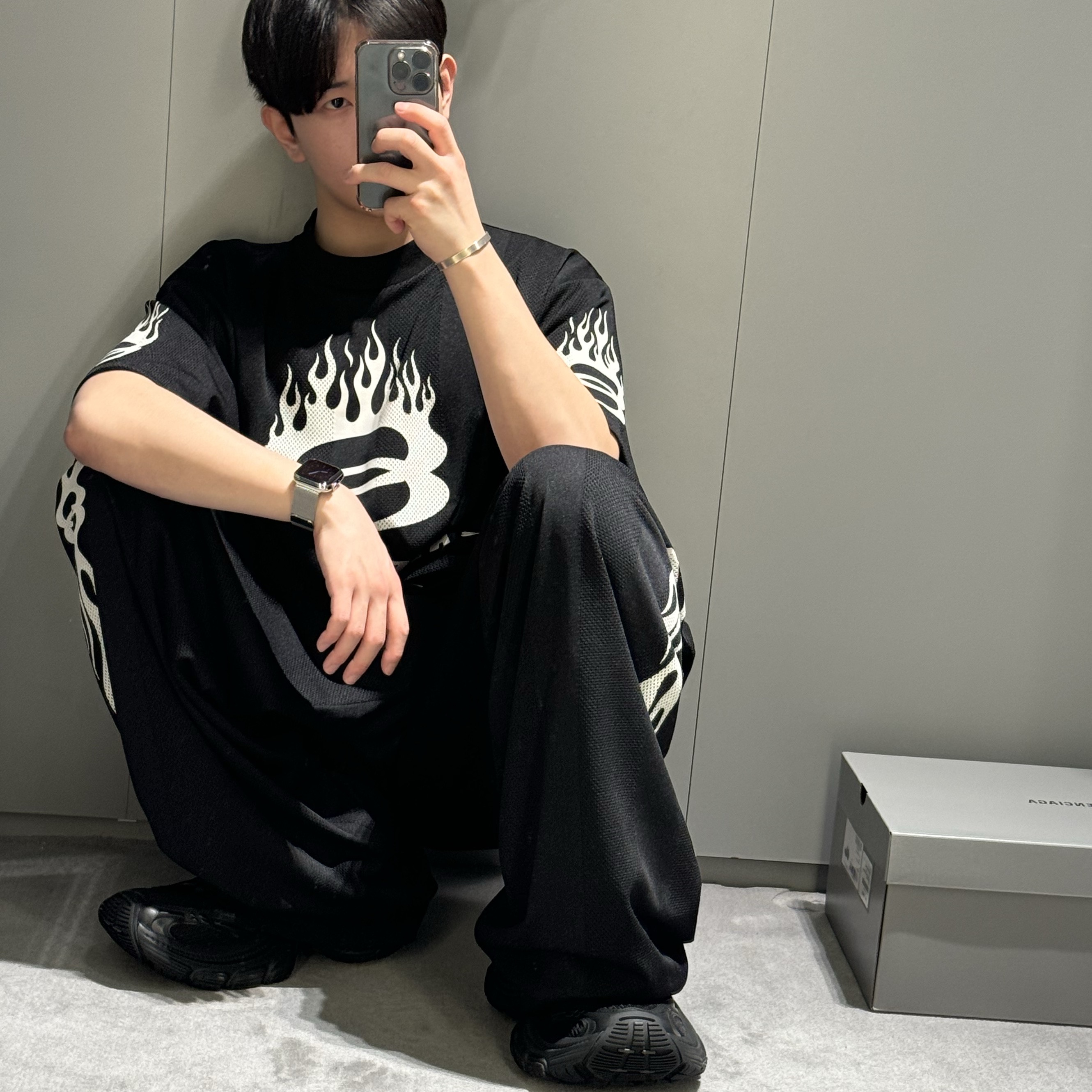 Balenciaga 10XL Sneakers Black 착용 스타일 - 3