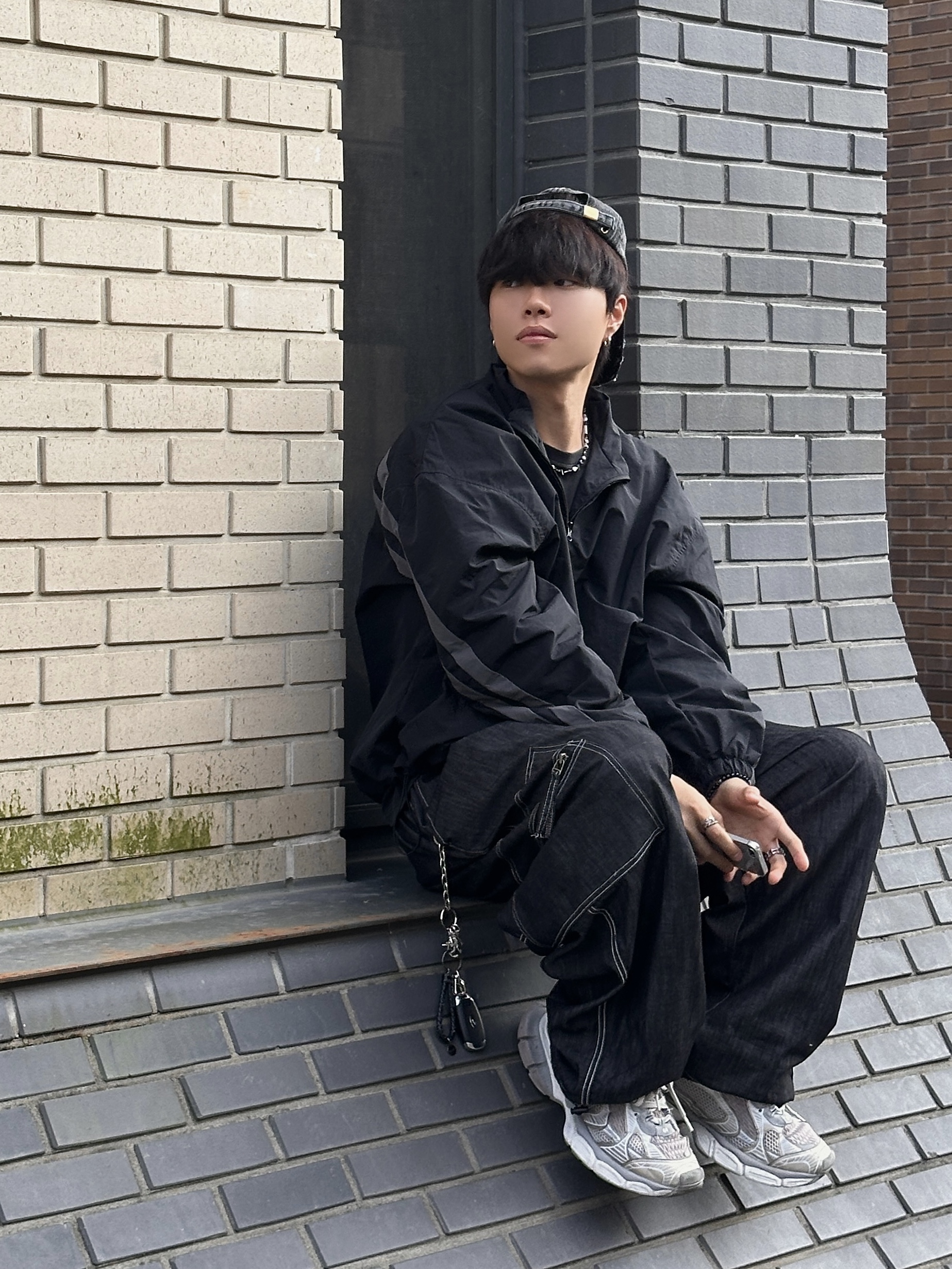 Balenciaga 3XL Sneakers Light Beige 착용 스타일 - 1