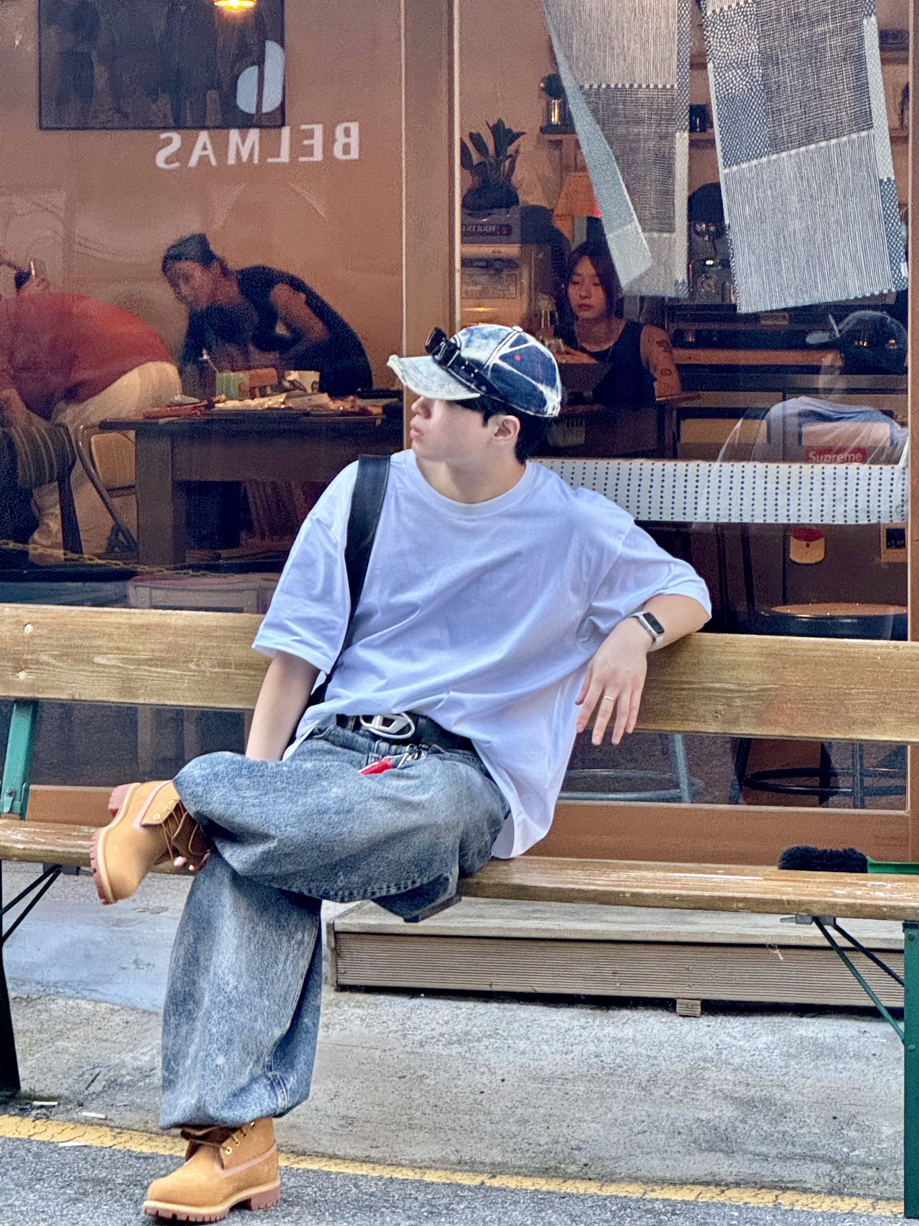 Diesel B-1DR Leather Belt with D Buckle Black, Supreme Floating Keychain Red - 23FW ์ฐฉ์ฉ ์คํ์ผ - 1