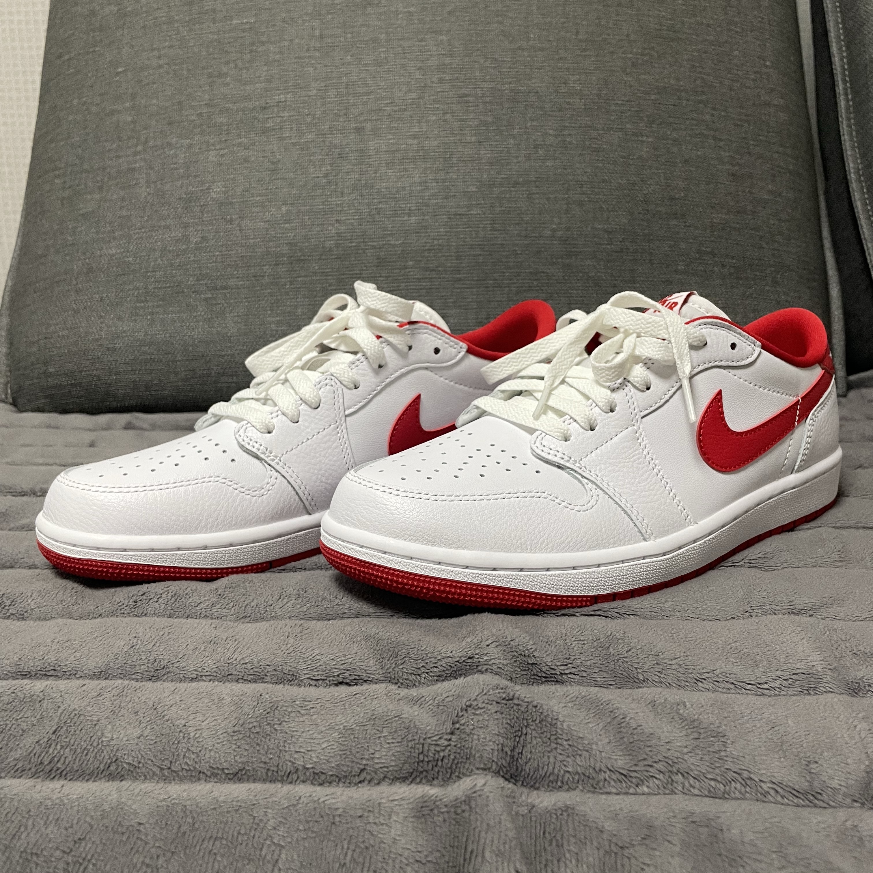 Jordan 1 Retro Low OG University Red 착용 스타일