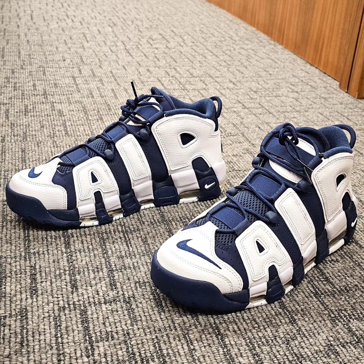 Nike Air More Uptempo Olympic 2020 착용 스타일 - 3