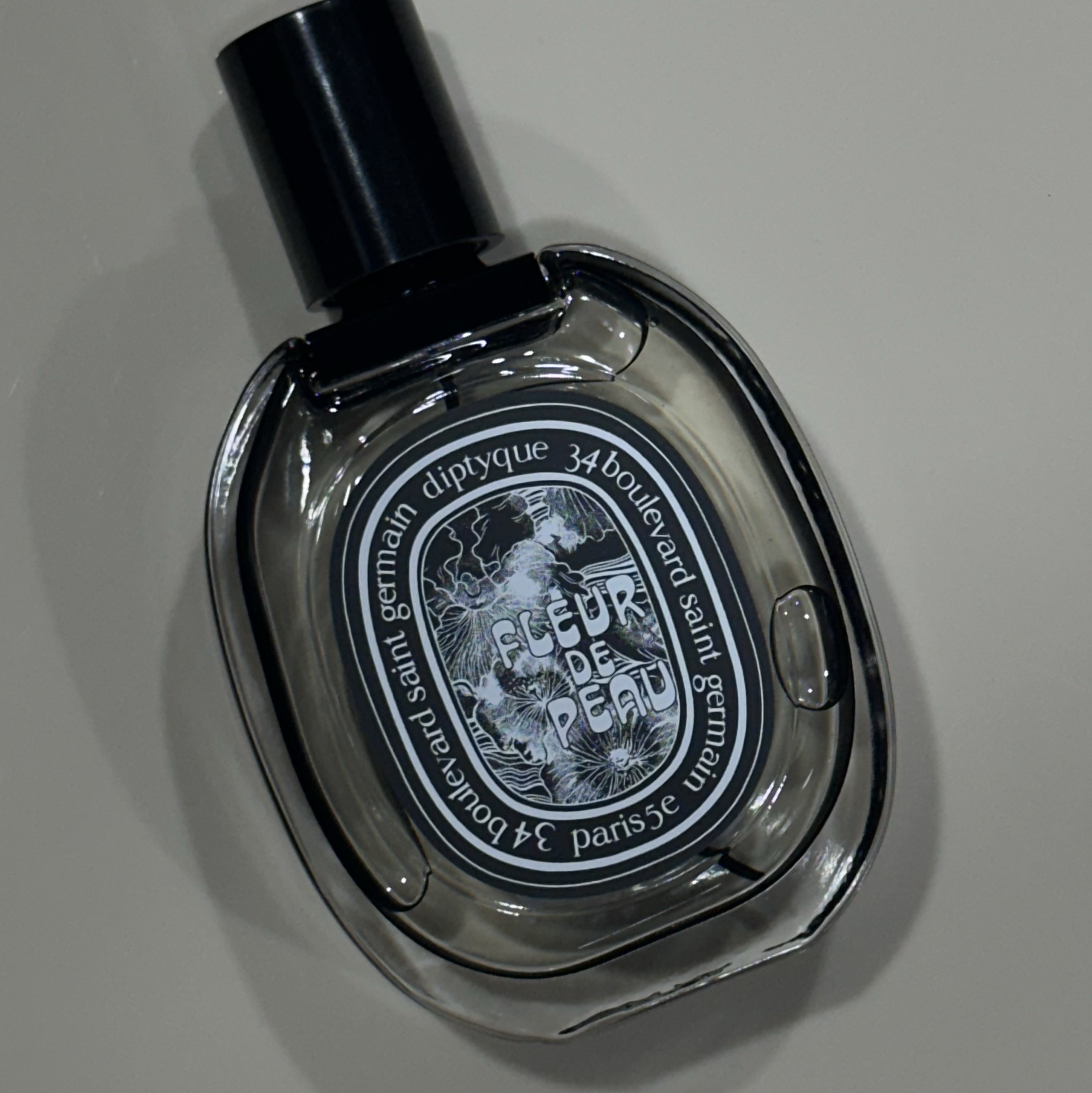 Diptyque Fleur De Peau Eau De Parfum 75ml 착용 스타일
