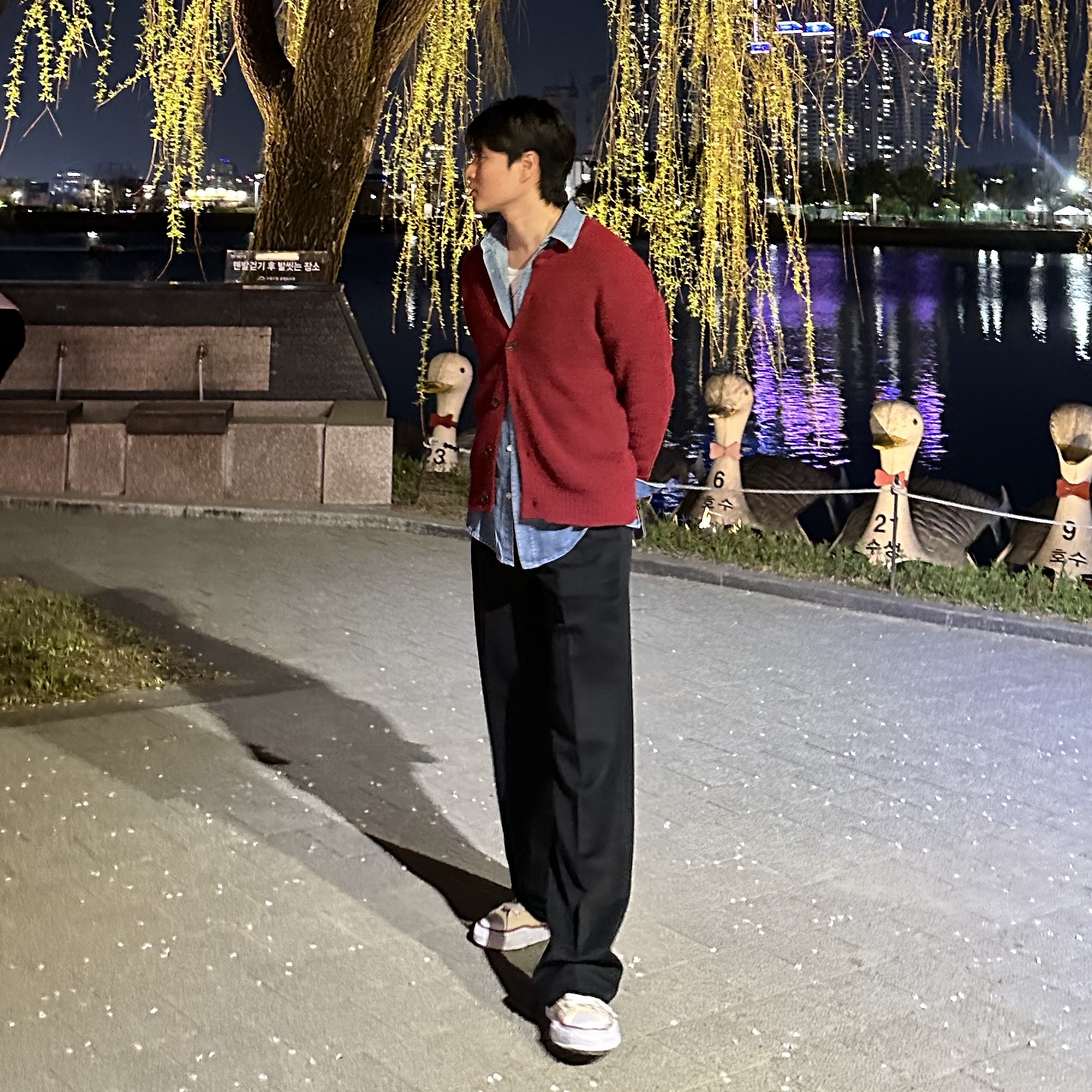 Maison Mihara Yasuhiro Peterson OG Sole Canvas Low-top Sneakers Natural 착용 스타일 - 1