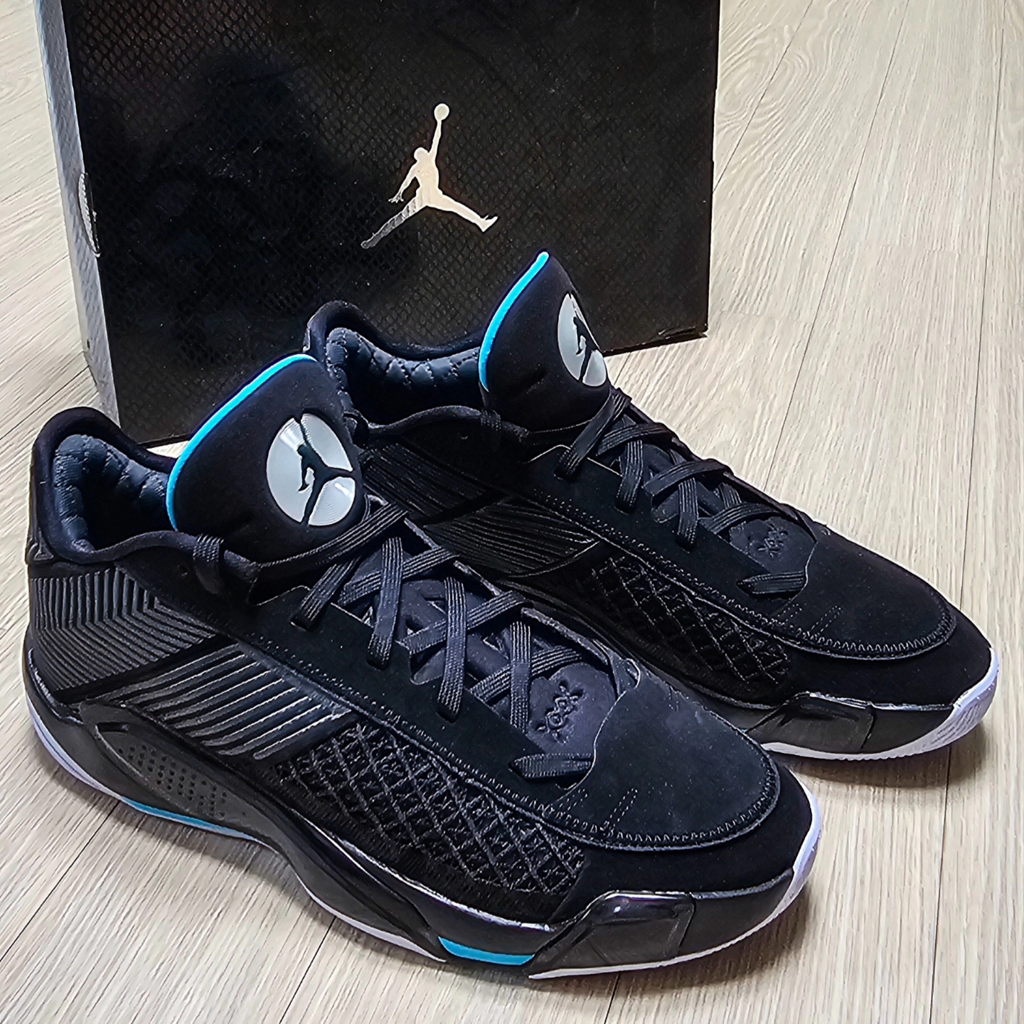 Jordan XXXVIII Low PF Black Anthracite 착용 스타일 - 4
