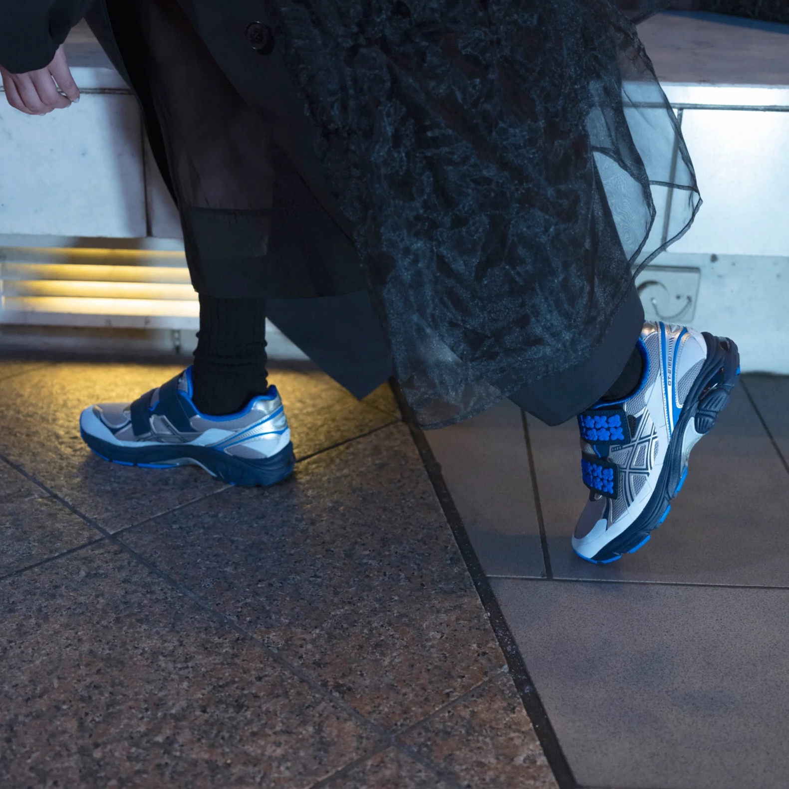 Asics x Cecilie Bahnsen GT-2160 White, Asics x Cecilie Bahnsen Gel-Quantum 360 VIII Grey Yellow 착용 스타일 - 10