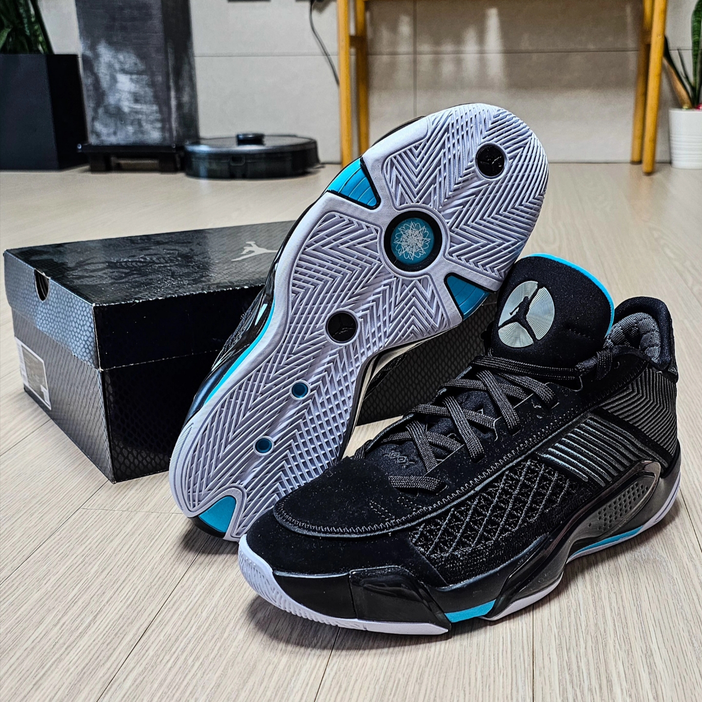 Jordan XXXVIII Low PF Black Anthracite 착용 스타일 - 6