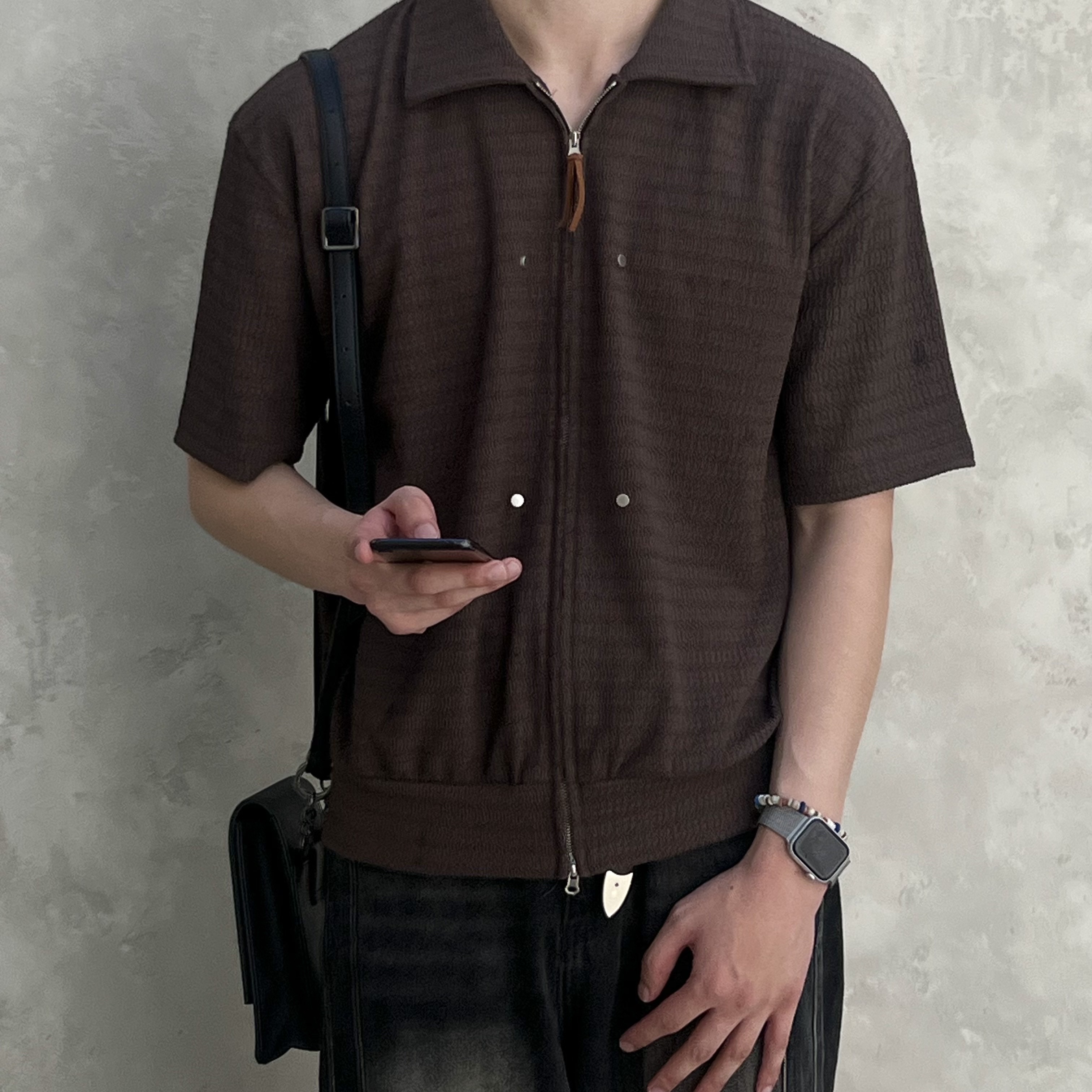 Island Slipper Classic Ultimate Suede Peanut Cognac 착용 스타일 - 5