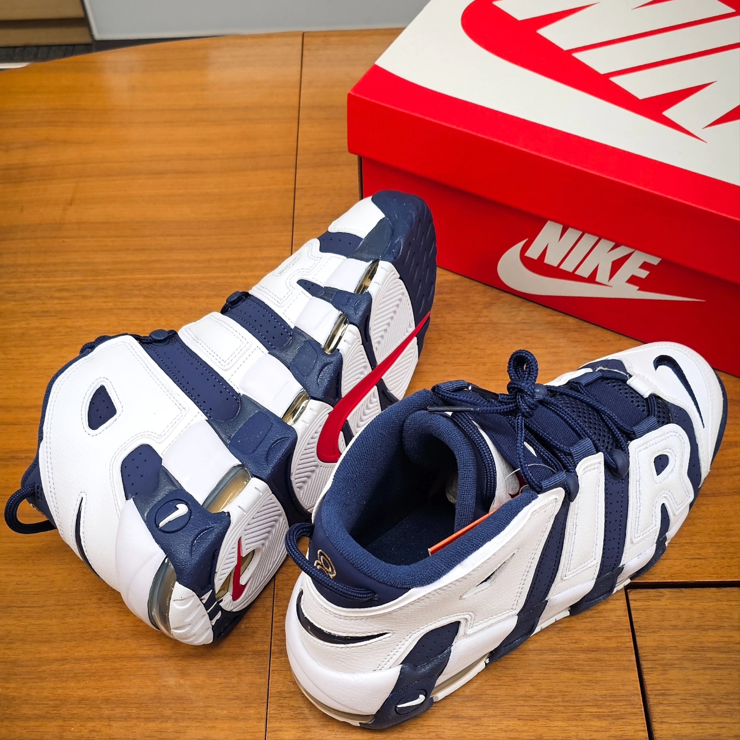 Nike Air More Uptempo Olympic 2020 착용 스타일 - 7