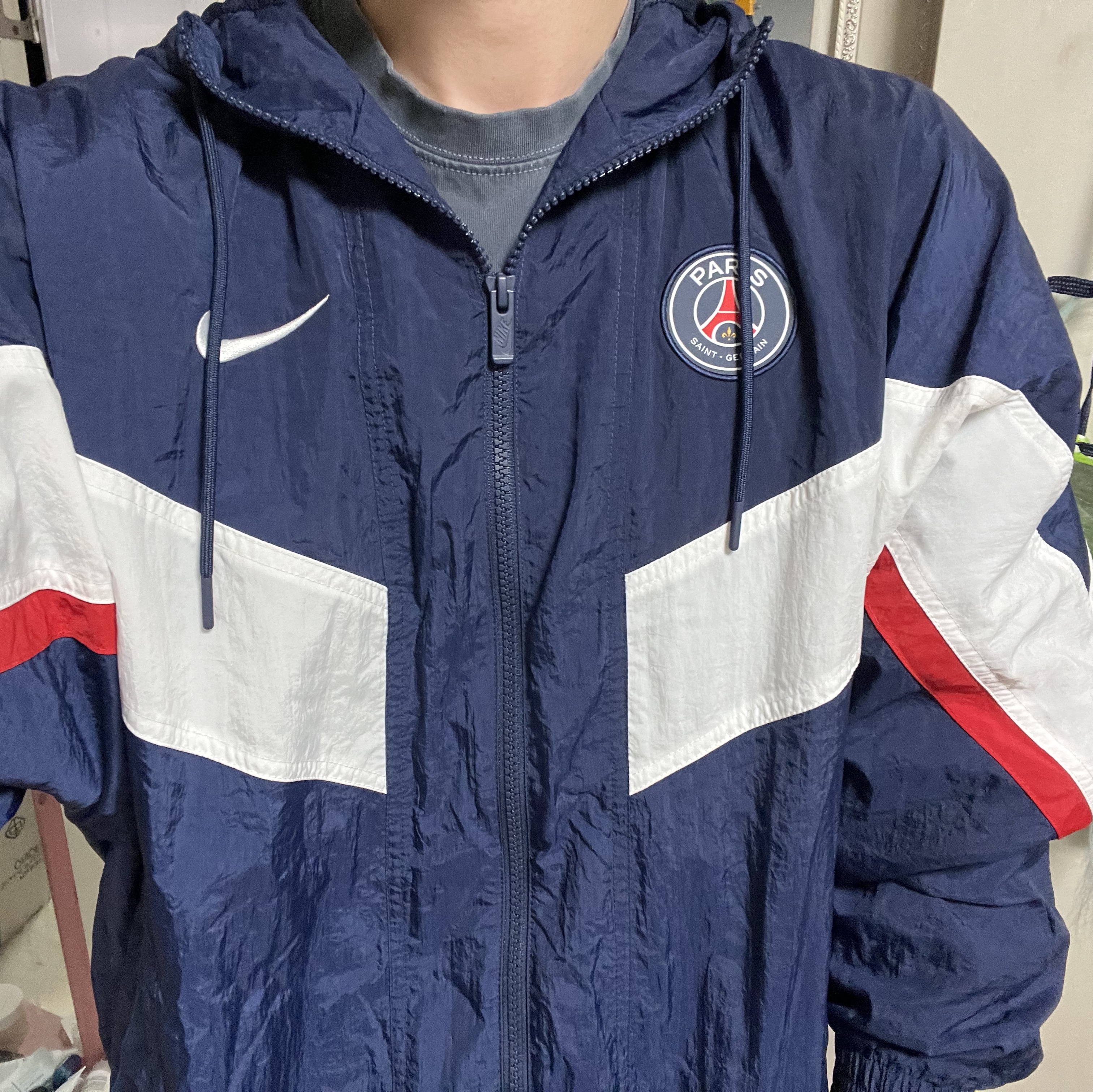 Nike Paris Saint-Germain Strike Woven Soccer Jacket Midnight Navy 착용 스타일