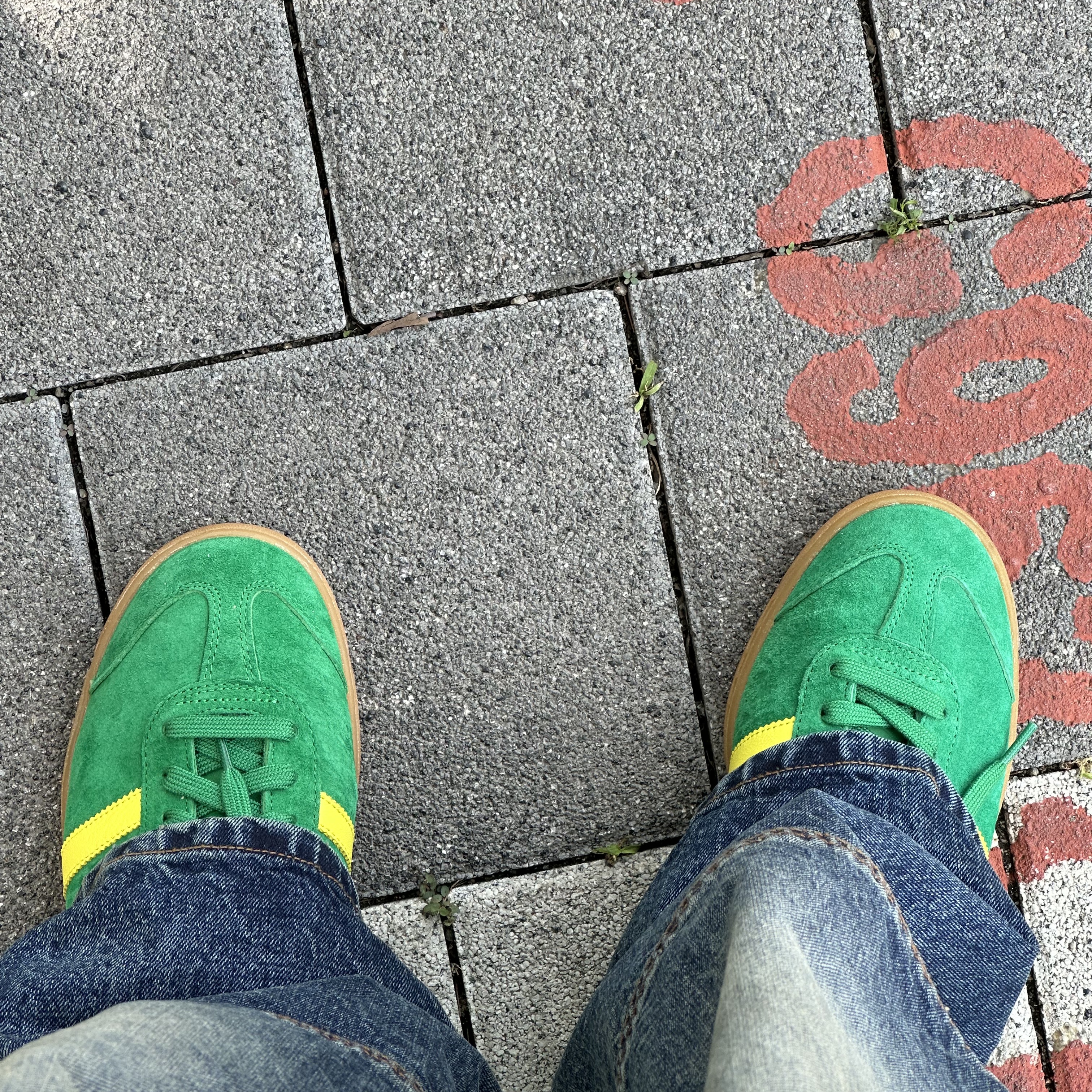 Adidas City Series Hamburg Collegiate Green Bold Gold 착용 스타일