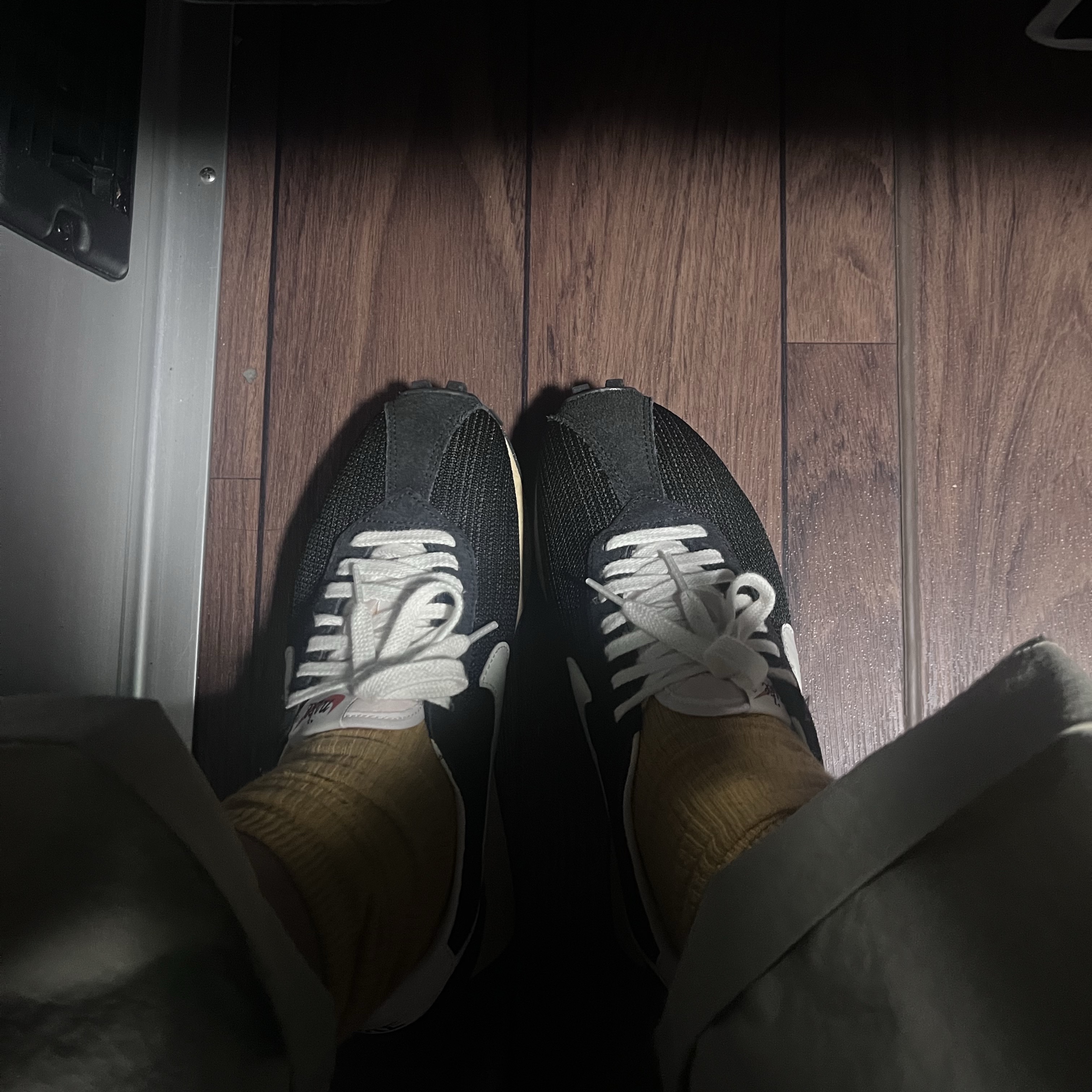 Nike LD-1000 SP Black and Sail 착용 스타일 - 1