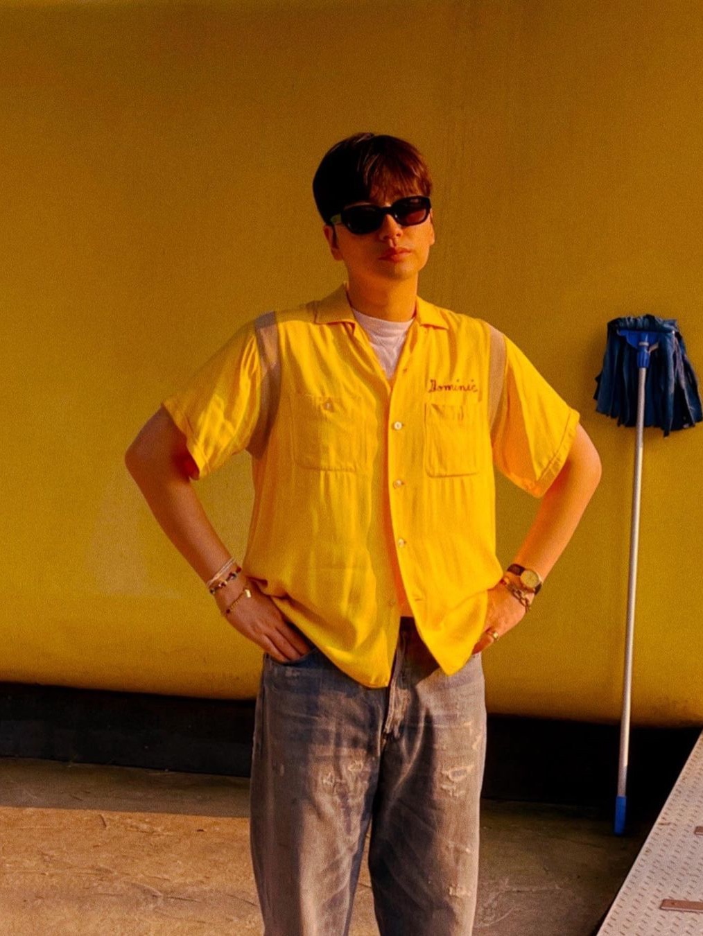 Hysteric Glamour x Vampirella City of Ghosts Open Collar Shirt Yellow, BAPE Comic Art Open Collar S/S Shirt Grey 착용 스타일 - 2