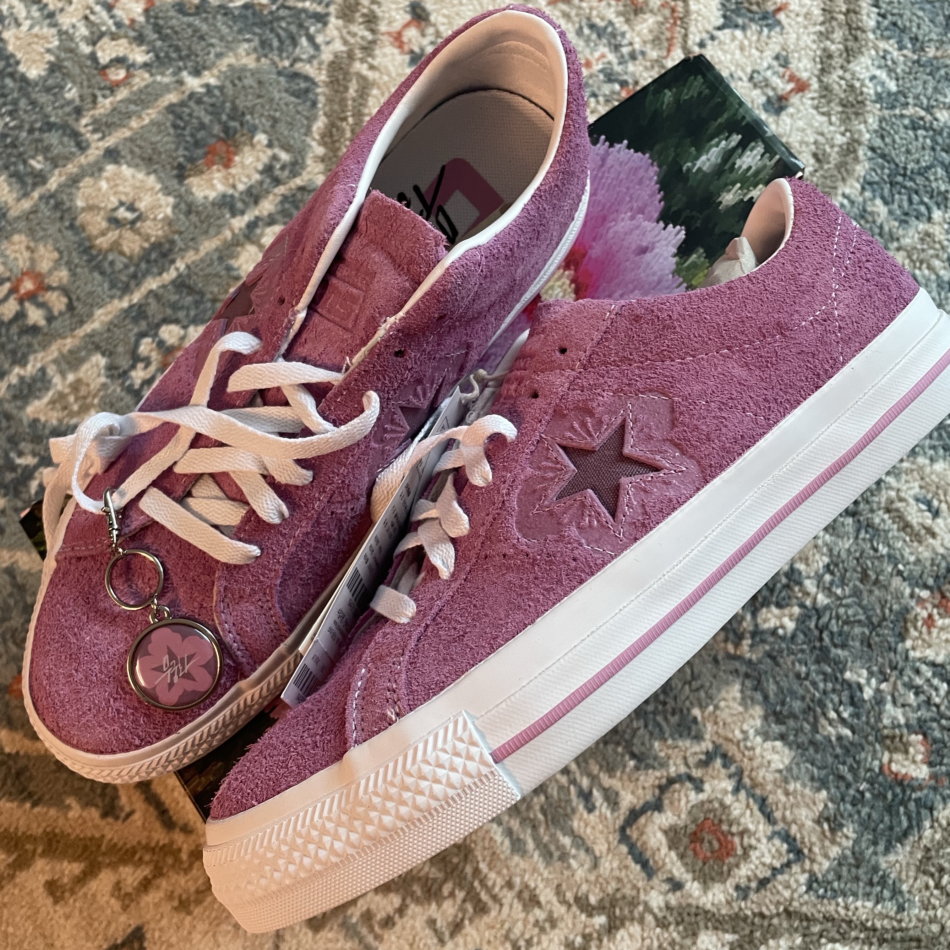 Converse One Star Pro Flower Light Orchid 착용 스타일 - 1