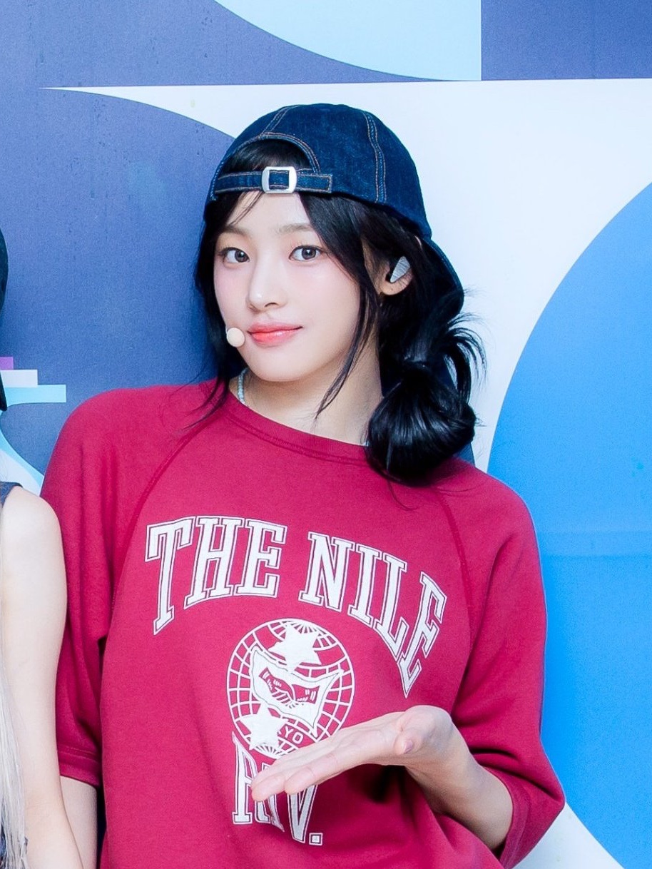 Ciota Printed Short Sleeve Sweatshirt Wine, Ciota Football 3/4 Sleeve T-Shirts Navy 착용 스타일 - 1