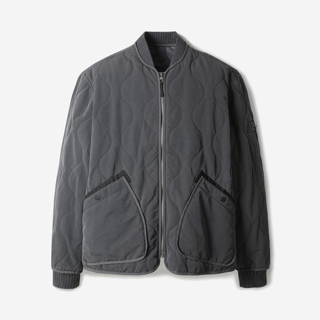 시리즈 유틸리티 피그먼트 워싱 퀼팅 점퍼 다크 차콜