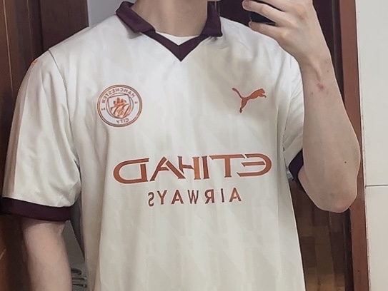 Puma Manchester City 2023/24 Away Jersey White Aubergine (Non Marking Ver.) 착용 스타일