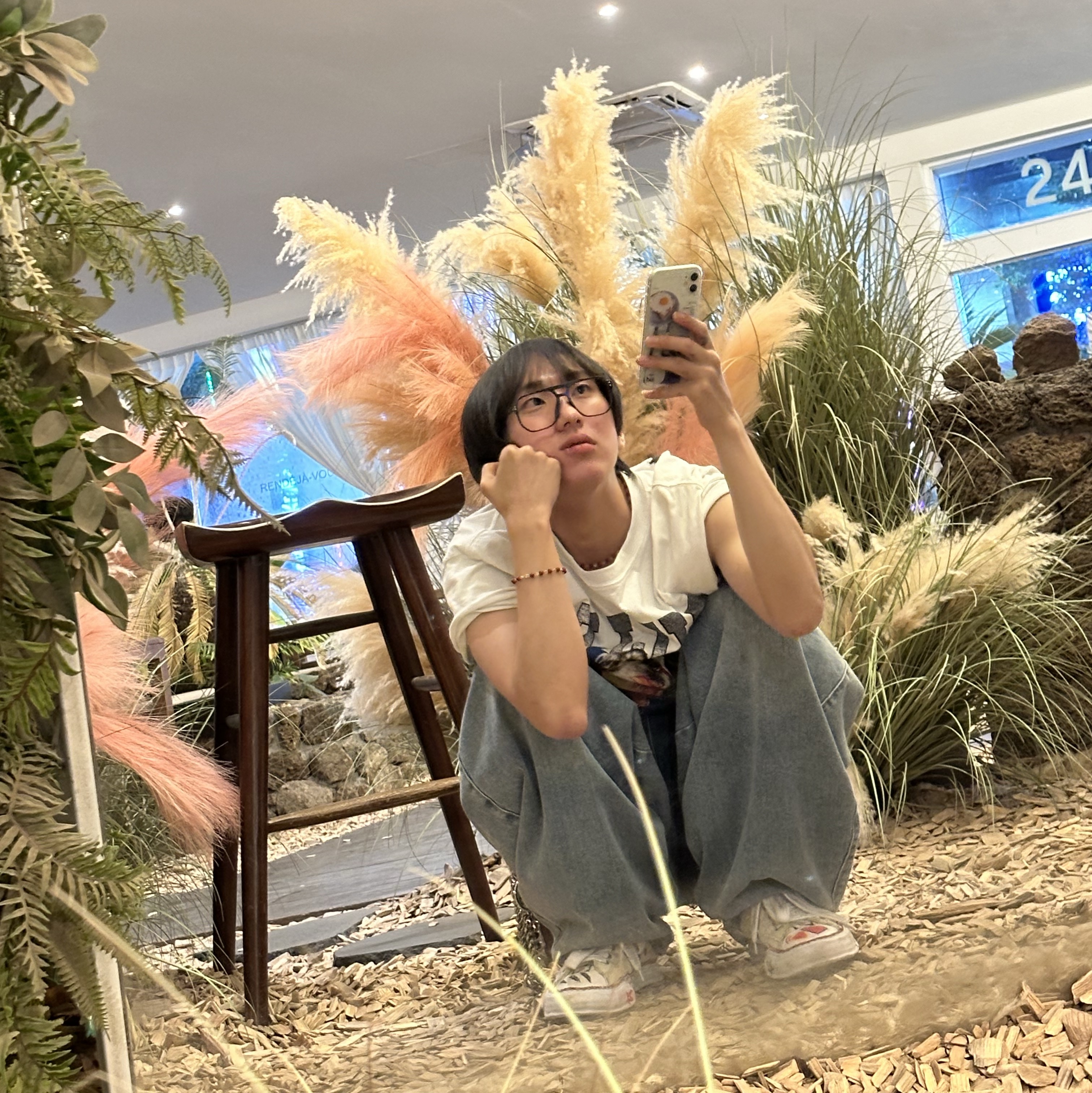 Maison Mihara Yasuhiro Peterson OG Sole Canvas Low-top Sneakers Natural 착용 스타일 - 3