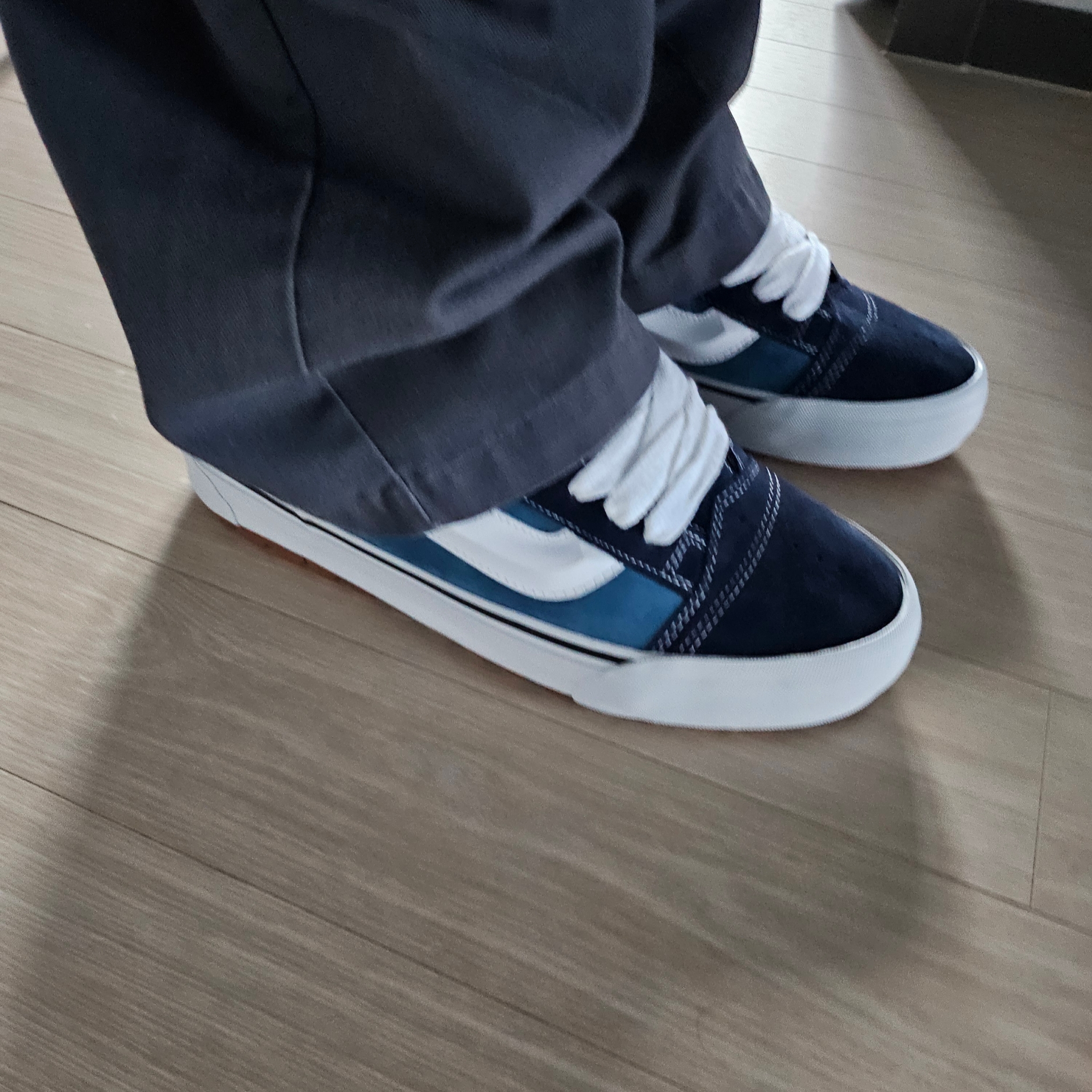 Vans Vault x Imran Potato Knu-Skool MTE-1 LX Navy 착용 스타일 - 1