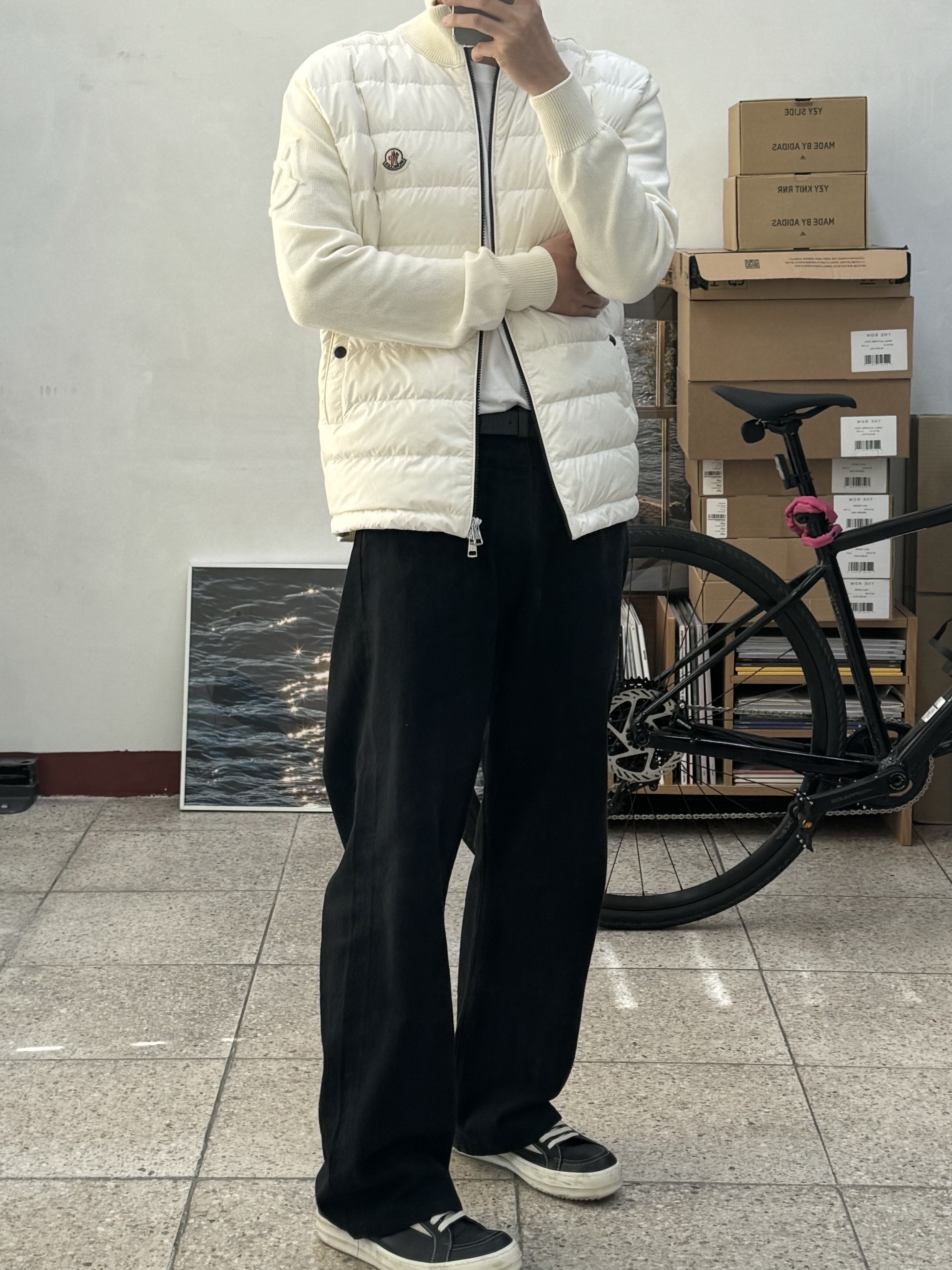 Moncler Padded Cotton Zip-Up Cardigan White - 24SS 착용 스타일 - 1