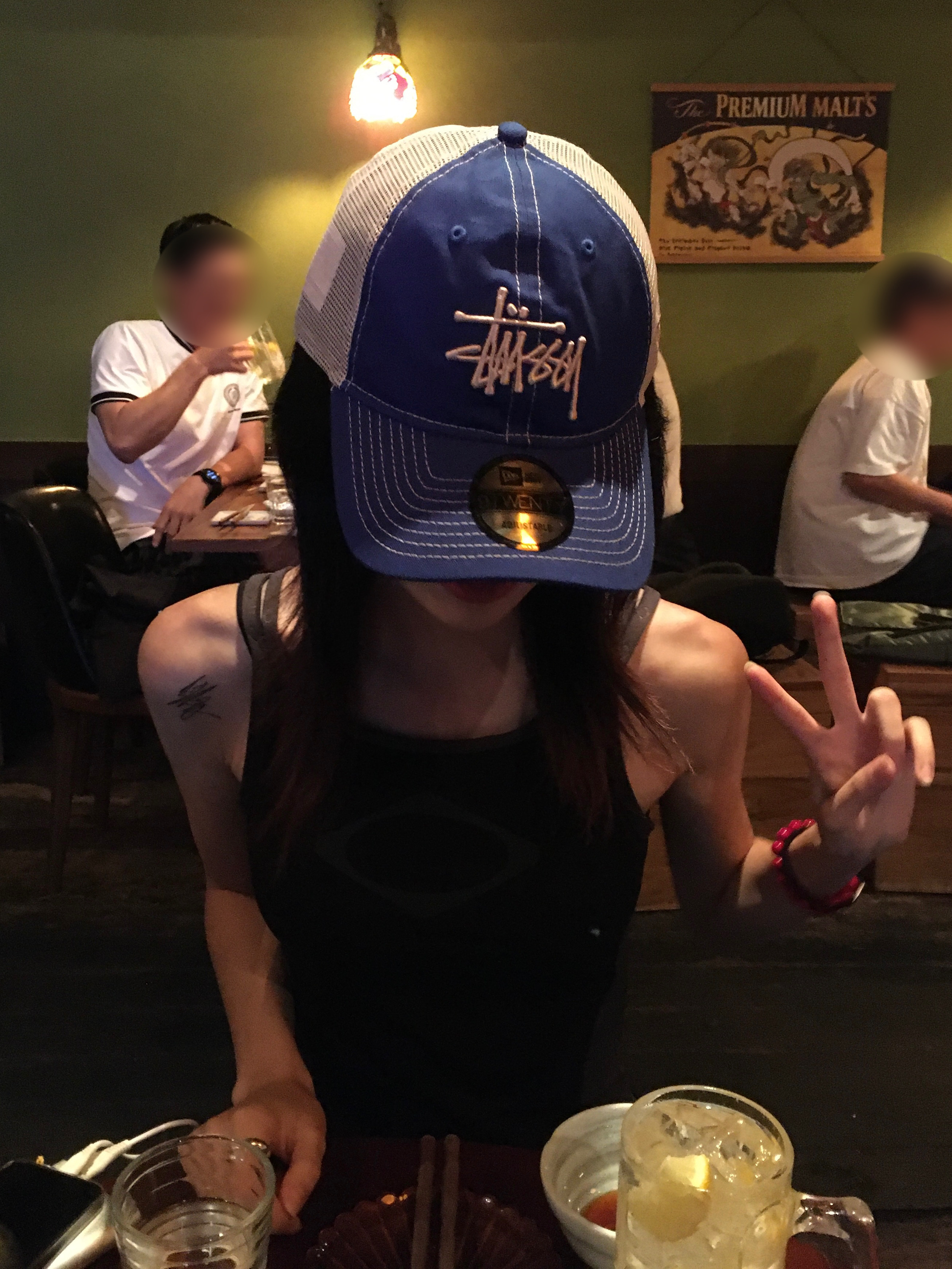 Stussy New Era 9twenty Basic Trucker Bright Royal 착용 스타일 - 2