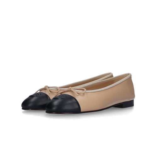 (W) Chanel Ballerina Flat Lambskin & Beige Black