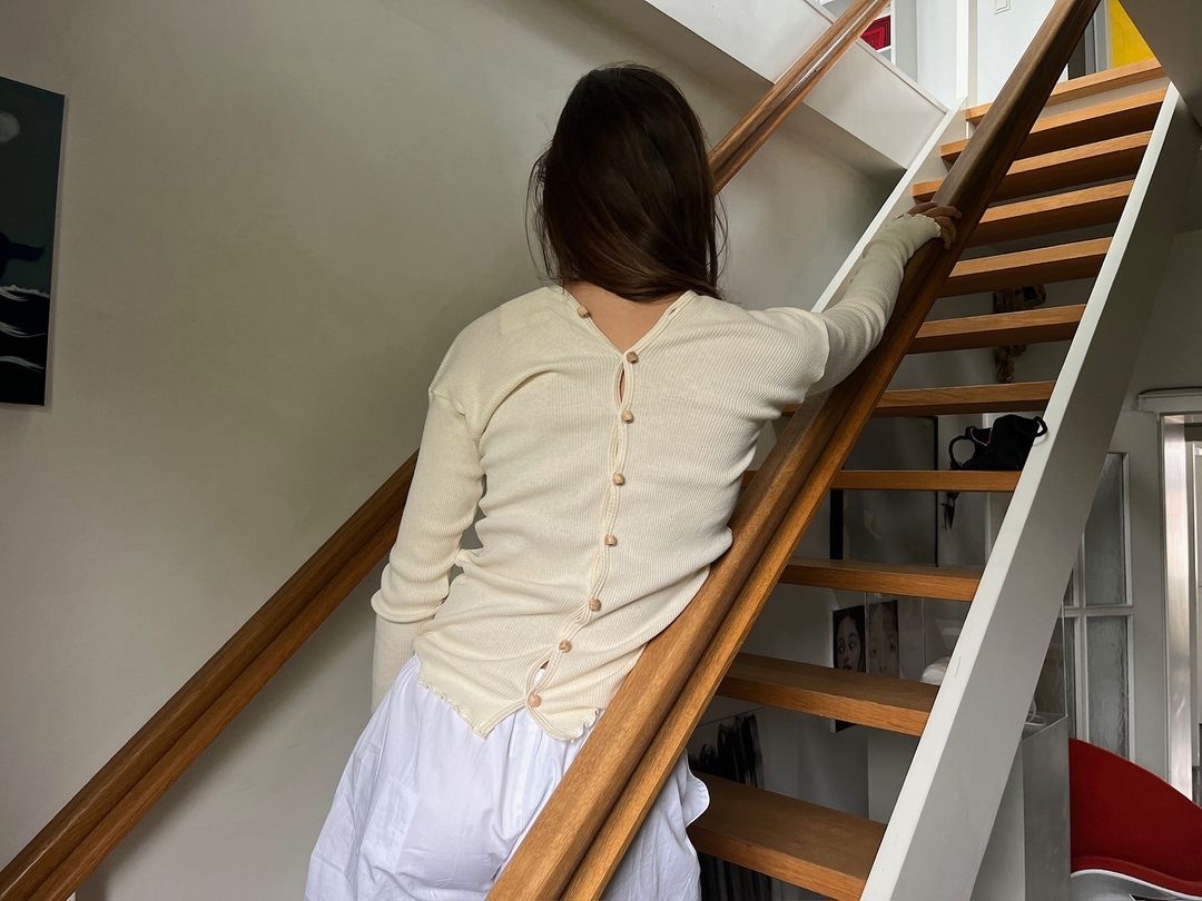 Baserange Women Tav Cardigan Undyed - 24FW 착용 스타일