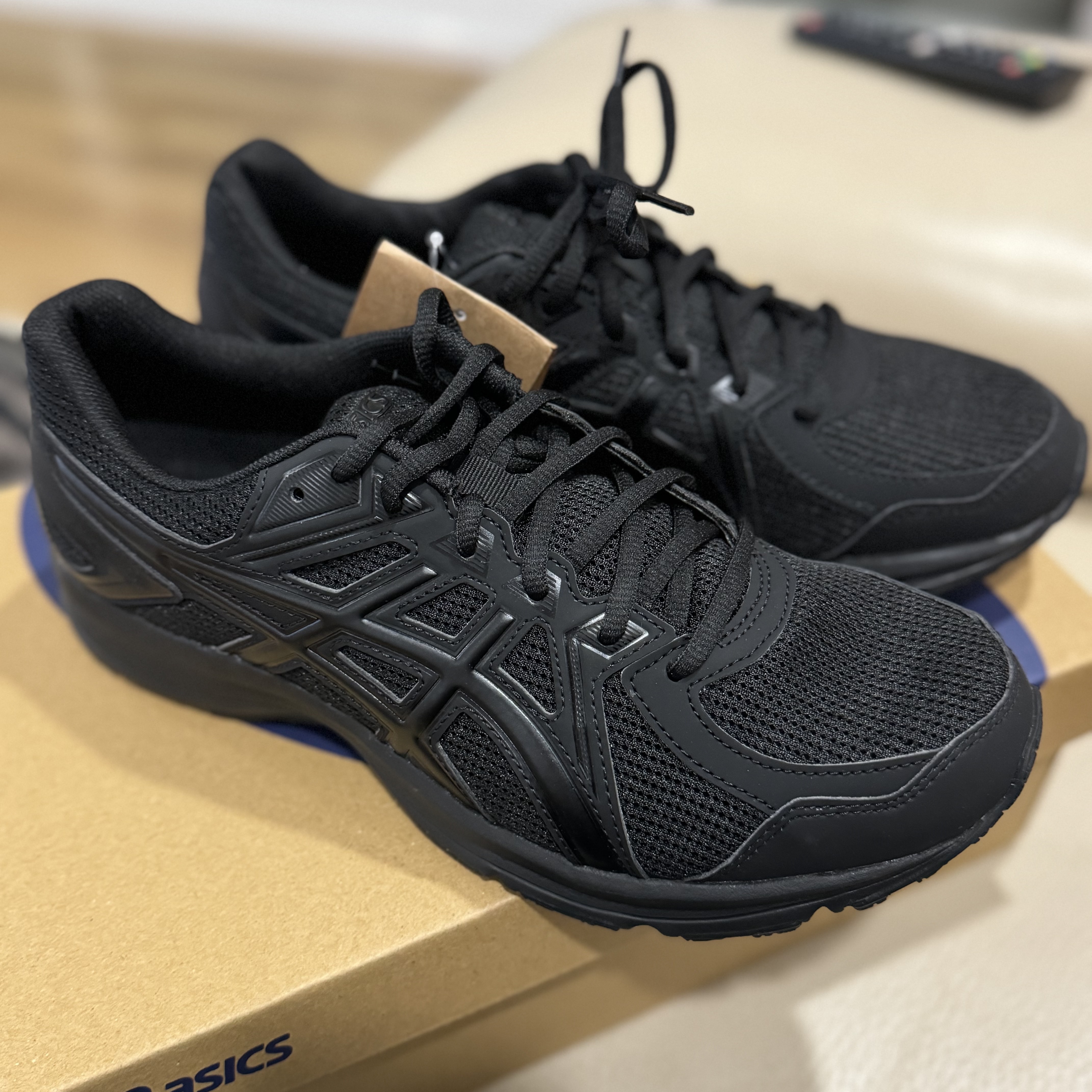Asics Jog 100 2 Black 착용 스타일 - 4