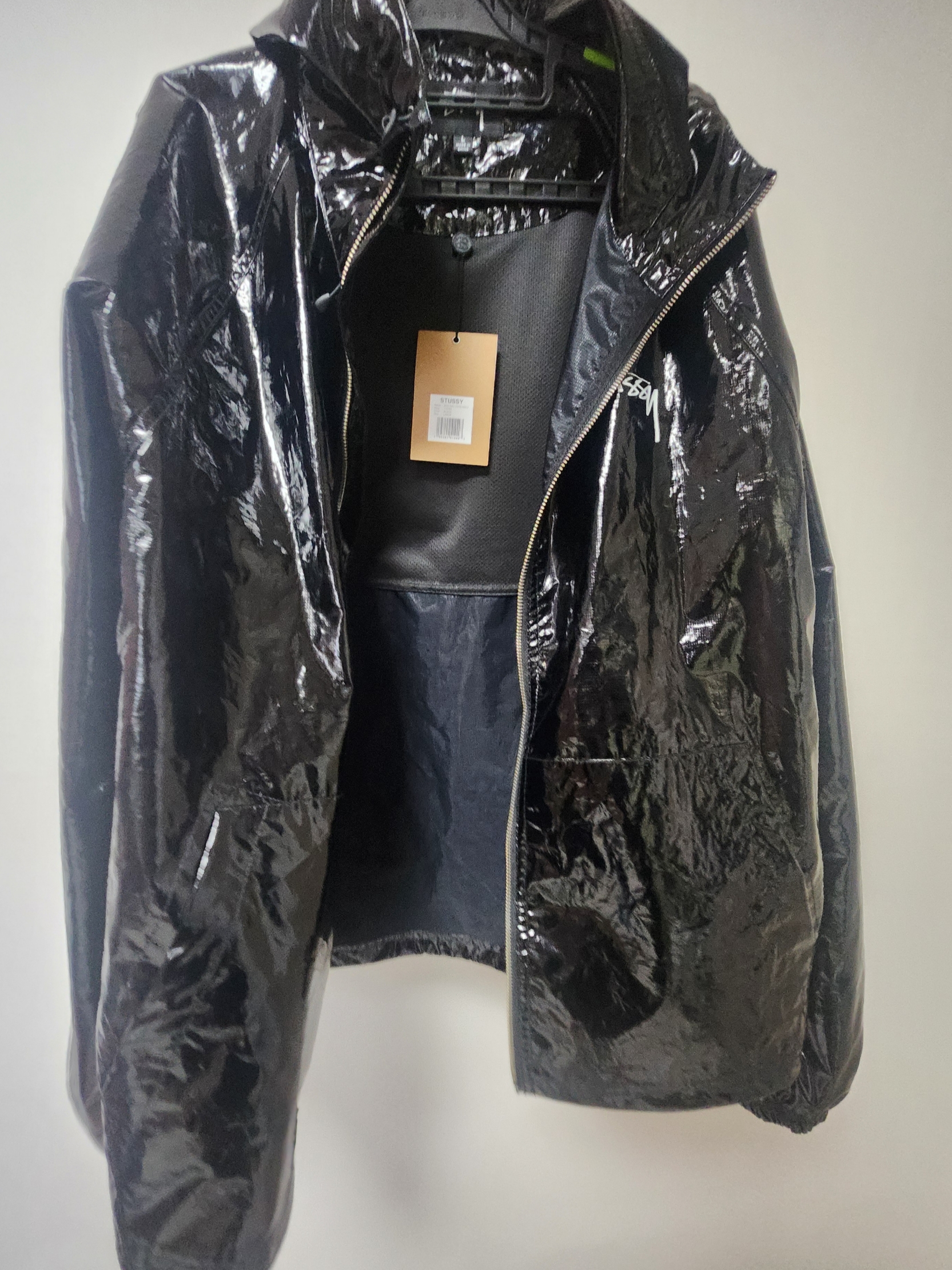 Stussy Beach Shell Coated Ripstop Black 착용 스타일