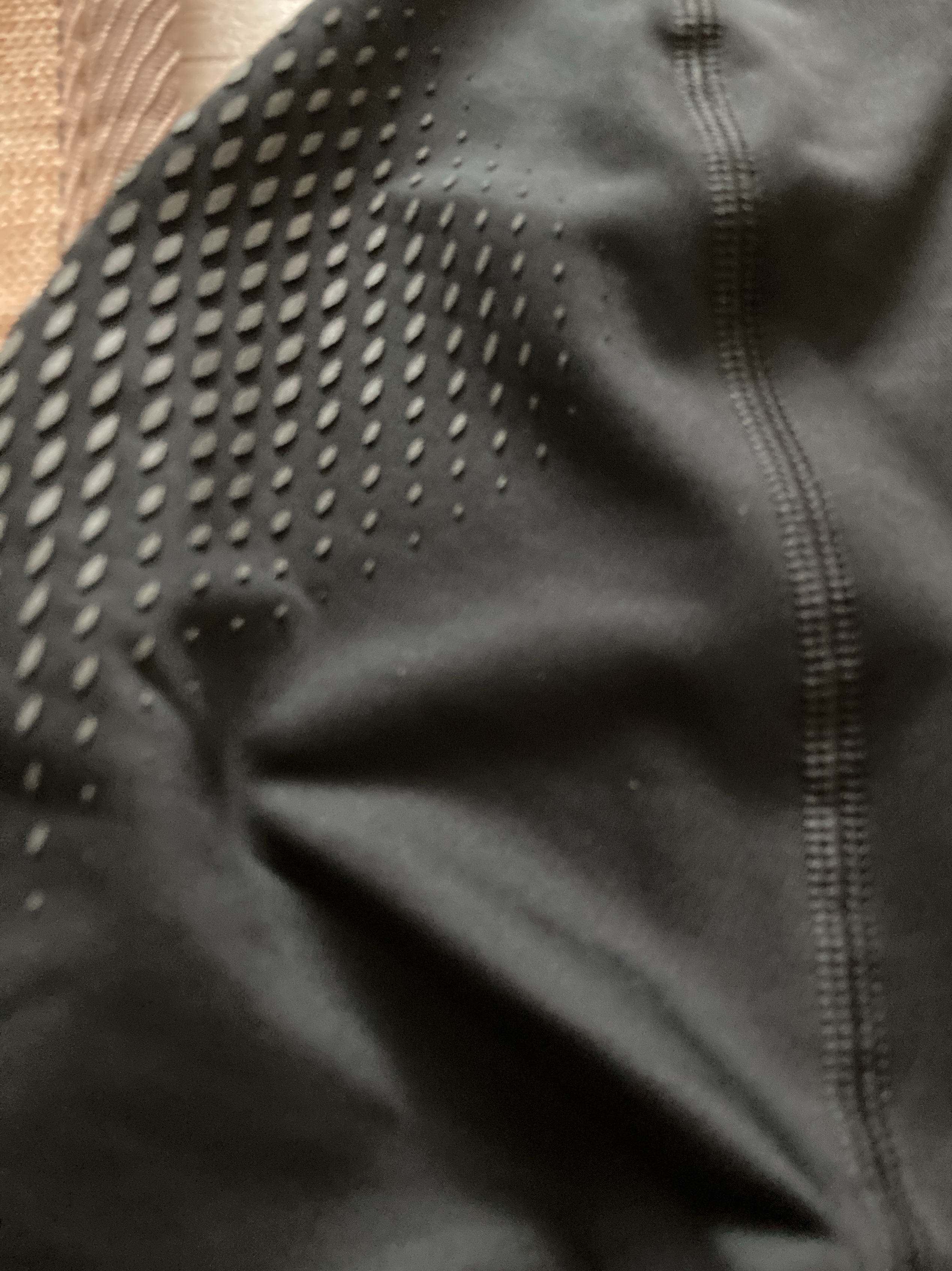 Nike x Drake Nocta NRG Essential LS Base Layer Top Black (DN0001-010) 착용 스타일 - 1