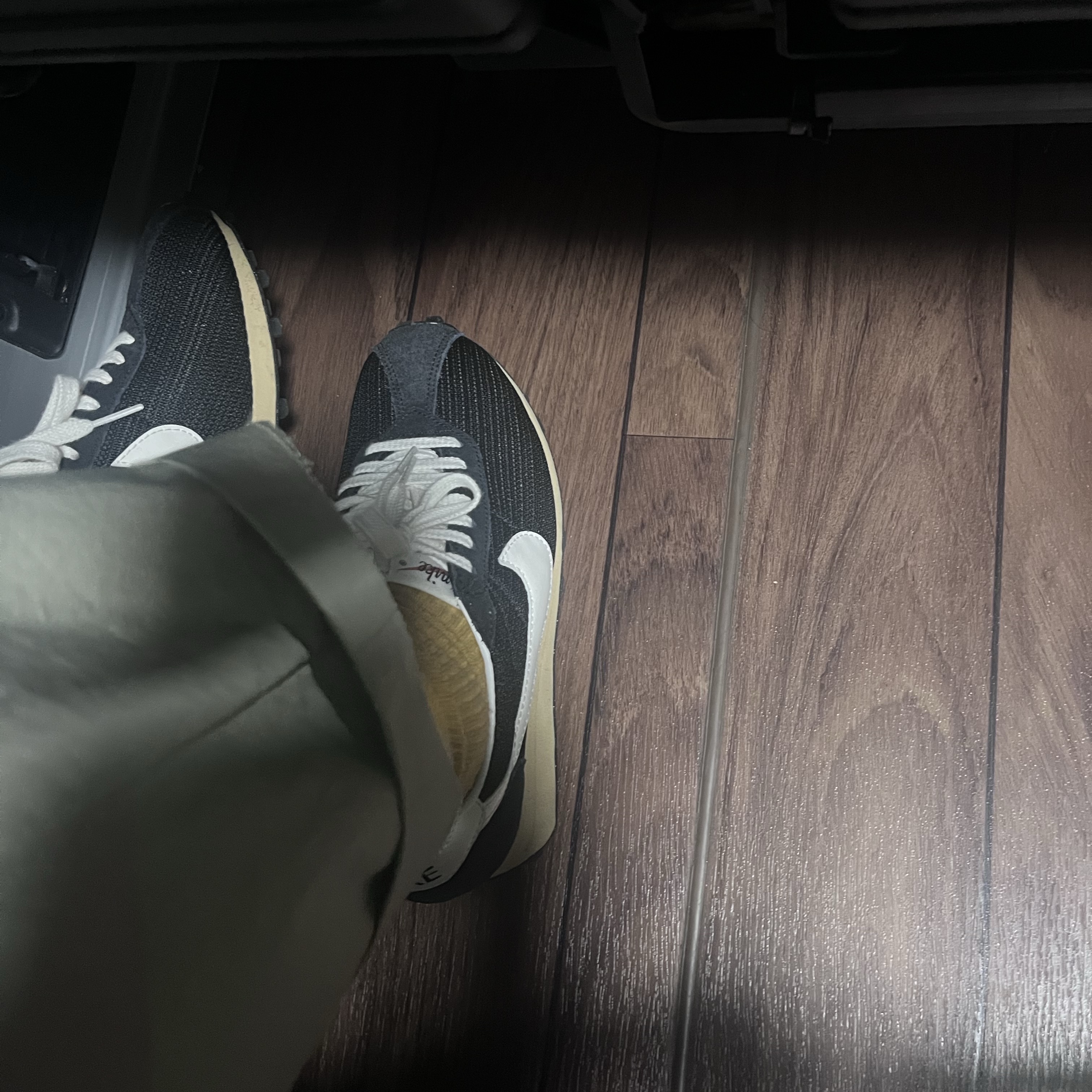 Nike LD-1000 SP Black and Sail 착용 스타일 - 2