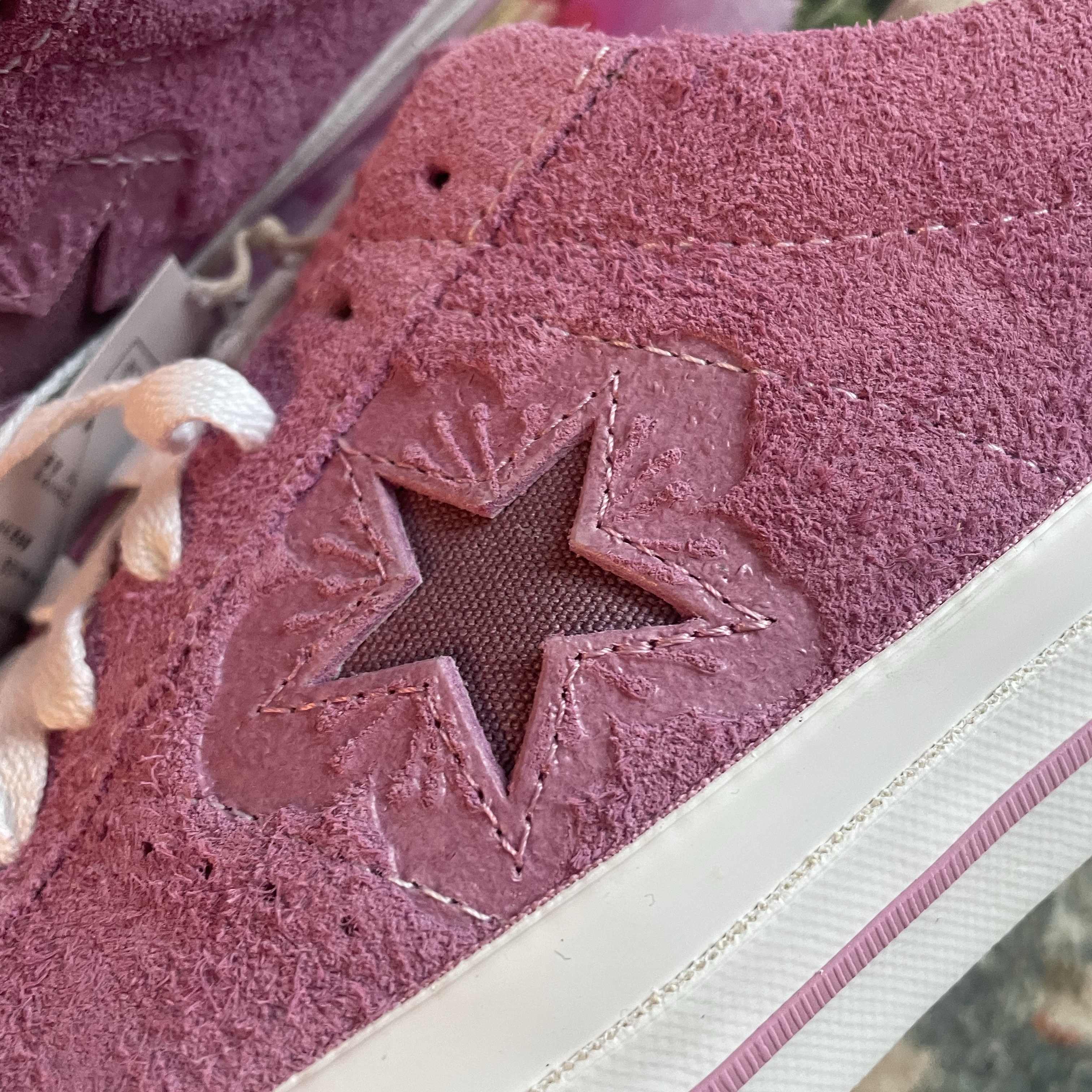 Converse One Star Pro Flower Light Orchid 착용 스타일 - 2