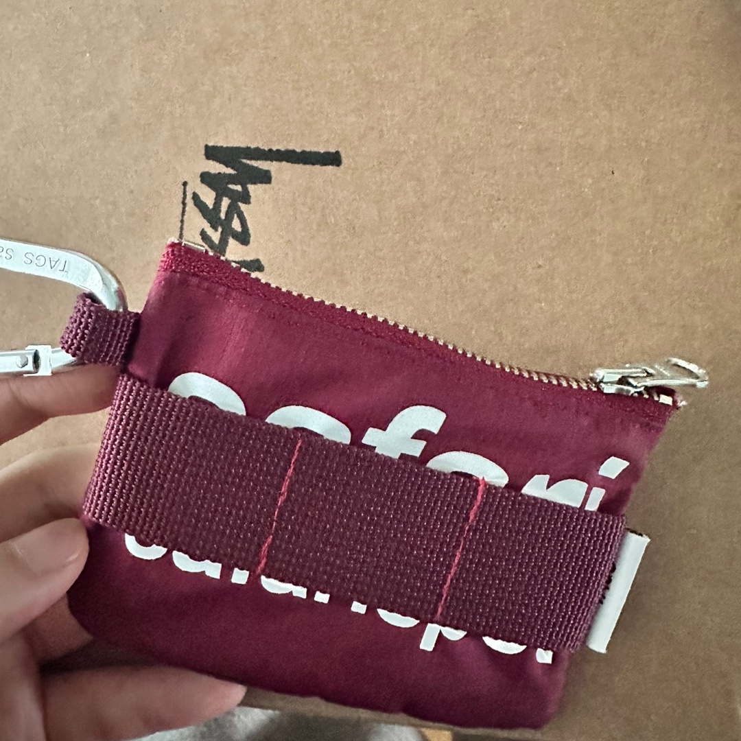 Safarispot Basic Safari Keyring Card Wallet Burgundy 착용 스타일